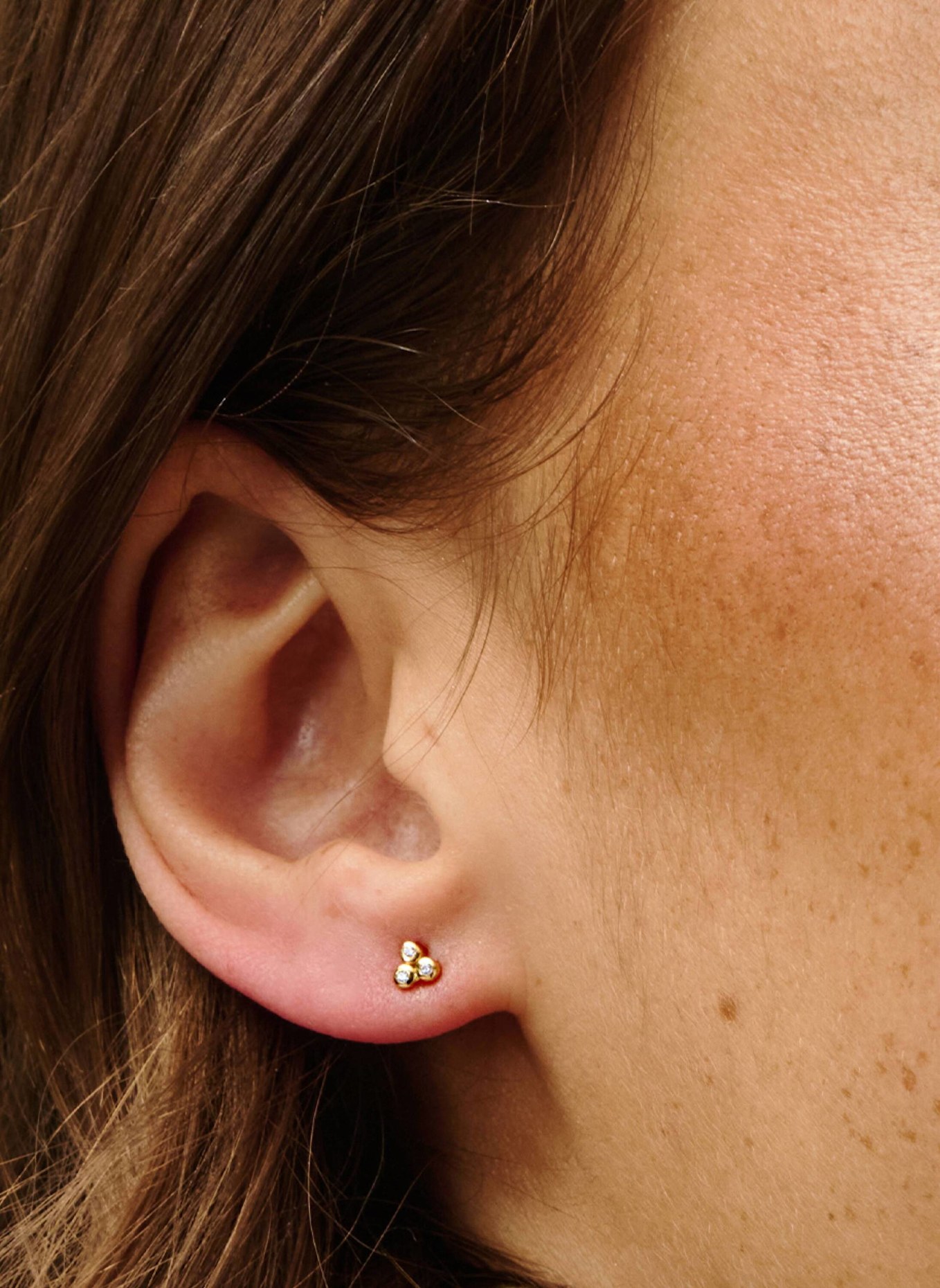 OHH LUILU Ohrringe TRINITY CRYSTAL STUDS by GLAMBOU: GOLD