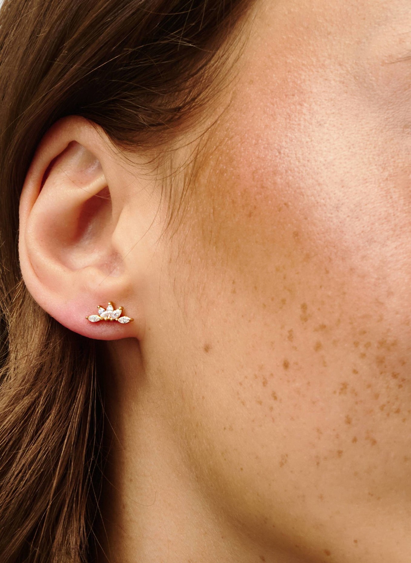 OHH LUILU Ohrringe CRYSTAL FLOWER PETALS by GLAMBOU: GOLD