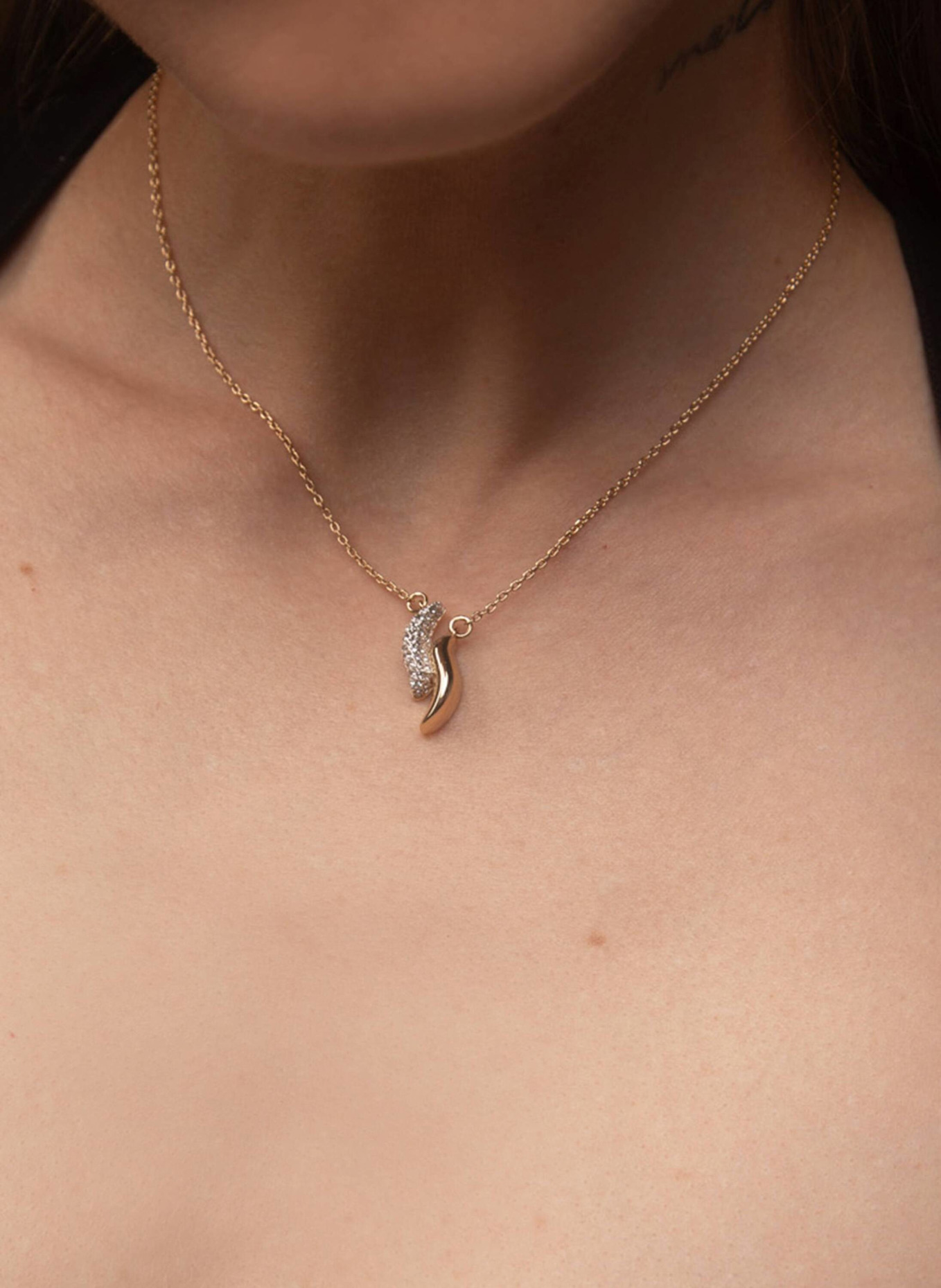 YOJ Halsketten POLO PAVE NECKLACE by GLAMBOU: GOLD