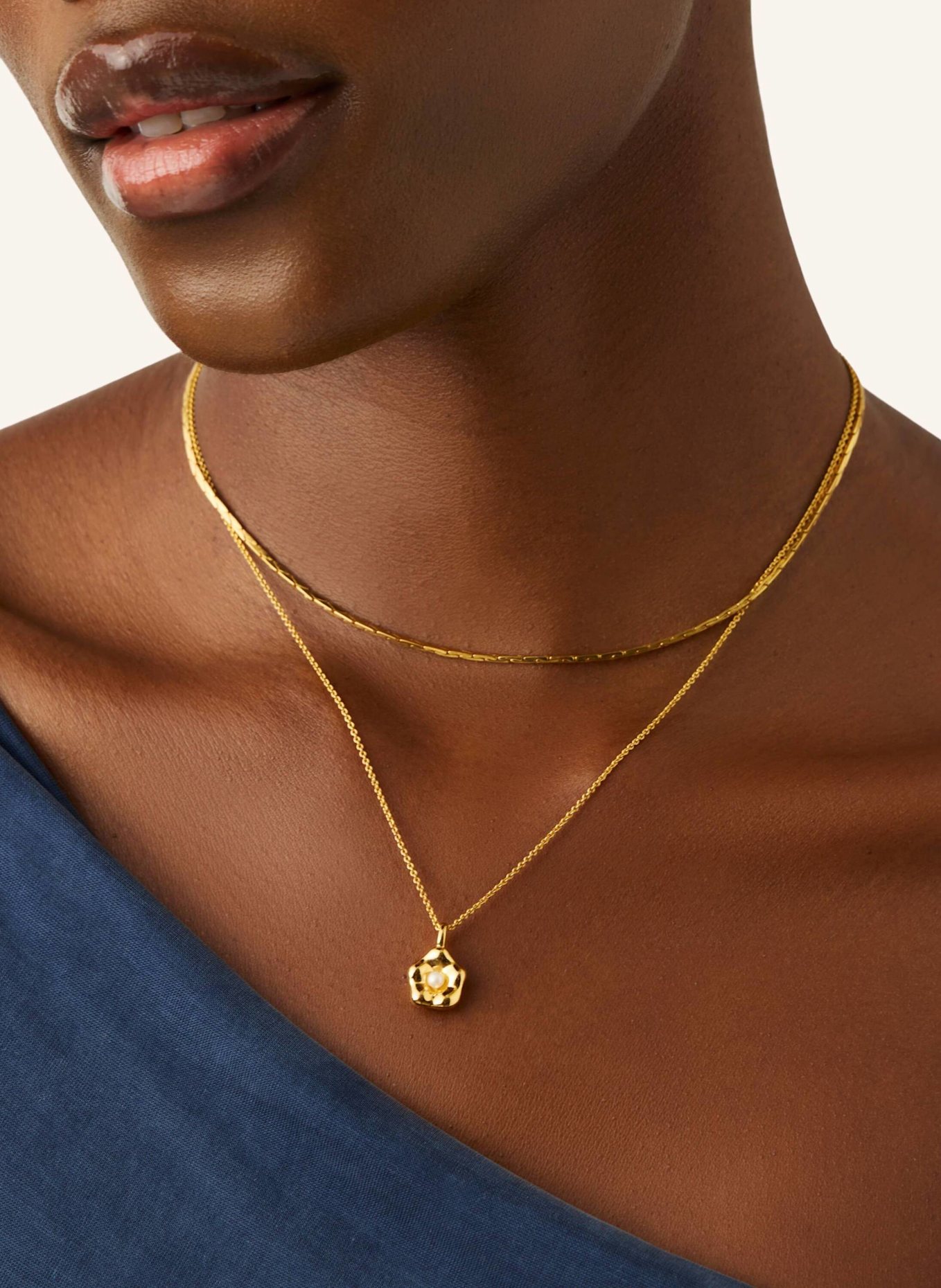 MISSOMA Ketten mit Anhänger ENY PUFFY DAISY PENDANT NECKLACE by GLAMBOU: GOLD