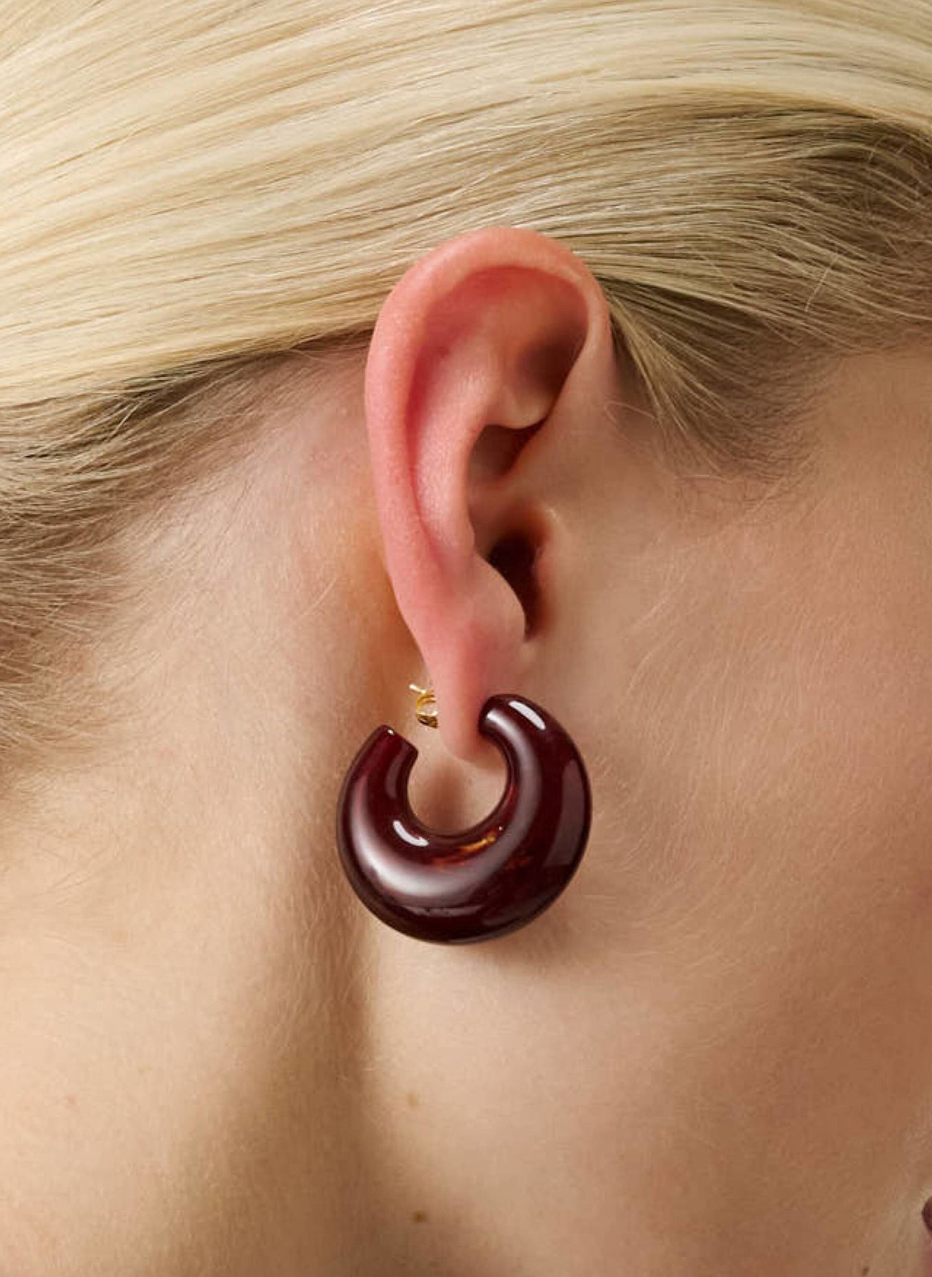 VANESSA BARONI Creolen MOON EARRING BORDEAUX MARBLE by GLAMBOU: GOLD