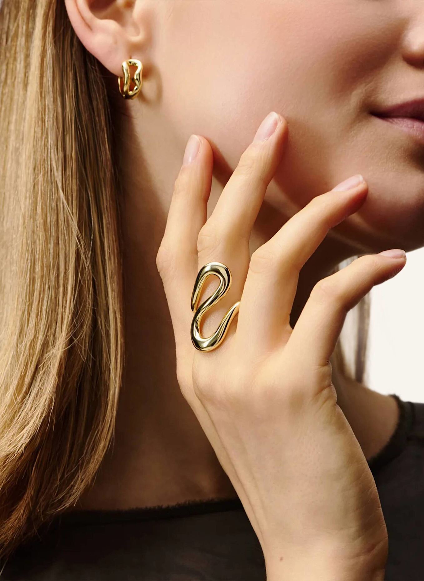 Pompidou Ringe SOLIN CURVE by GLAMBOU: GOLD