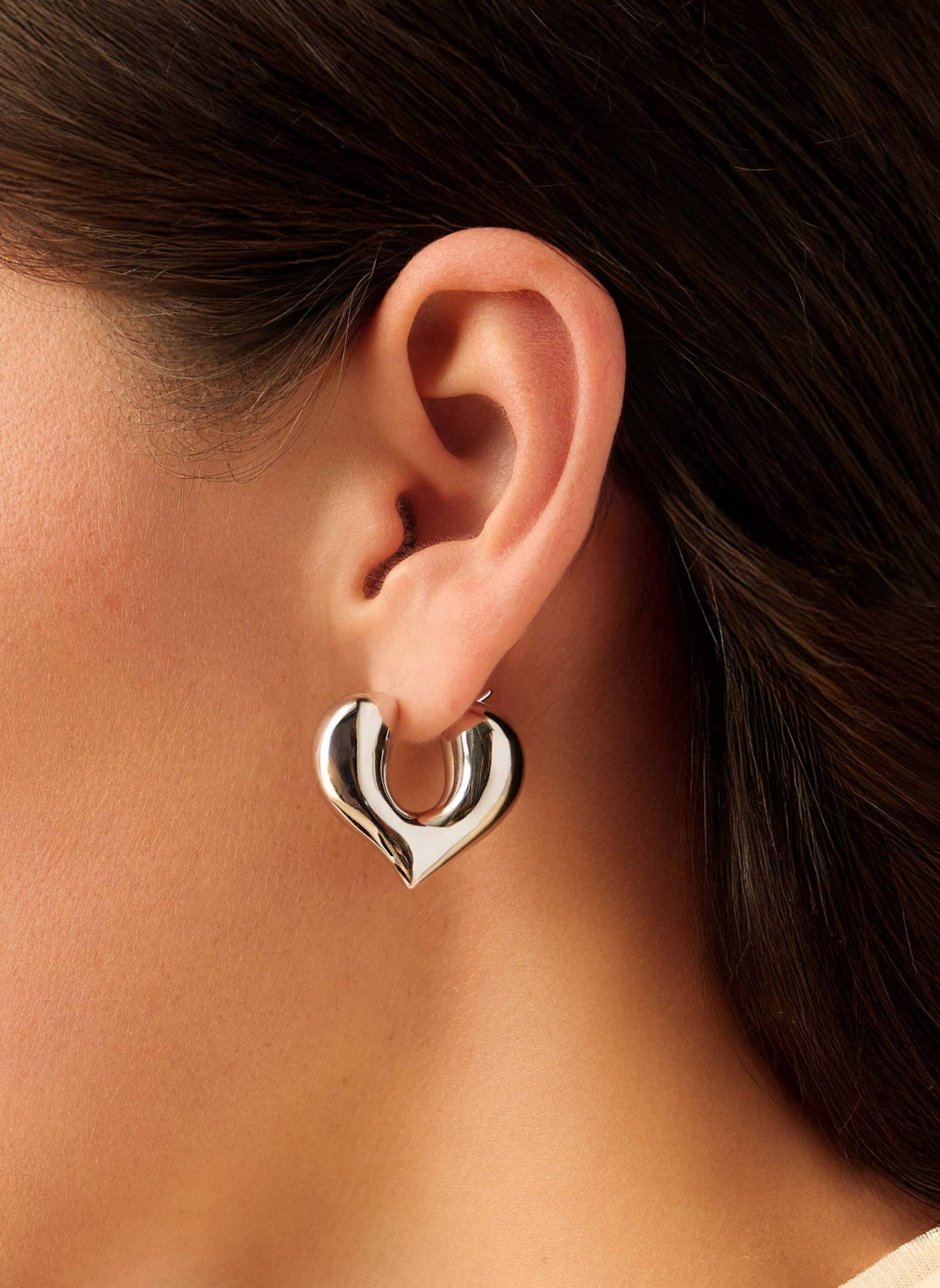 MISSOMA Creolen MOLTEN HEART MEDIUM HOOP EARRINGS by GLAMBOU: SILBER