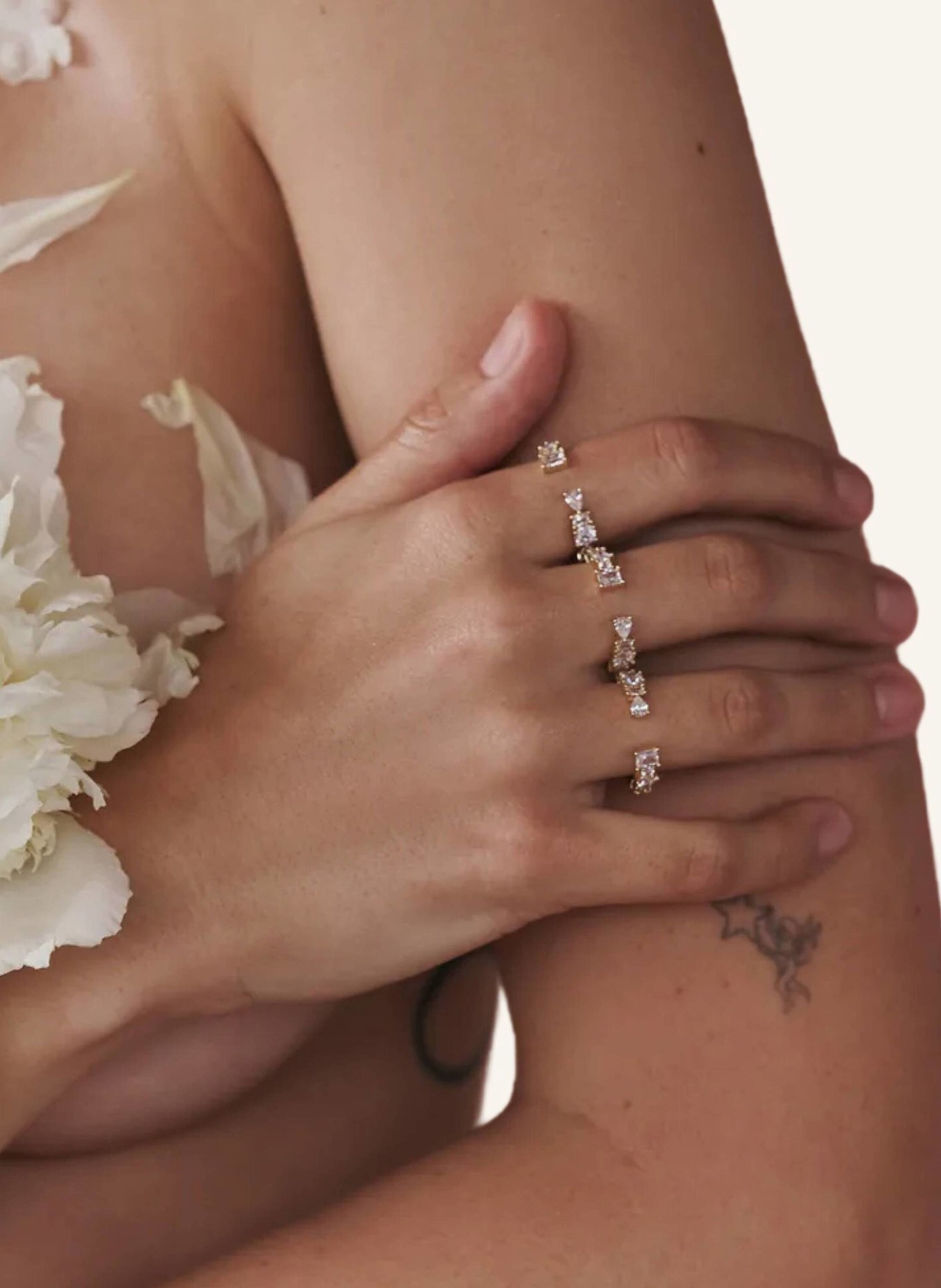 Lili Claspe Ringe MAVIS CUFF RING by GLAMBOU: GOLD