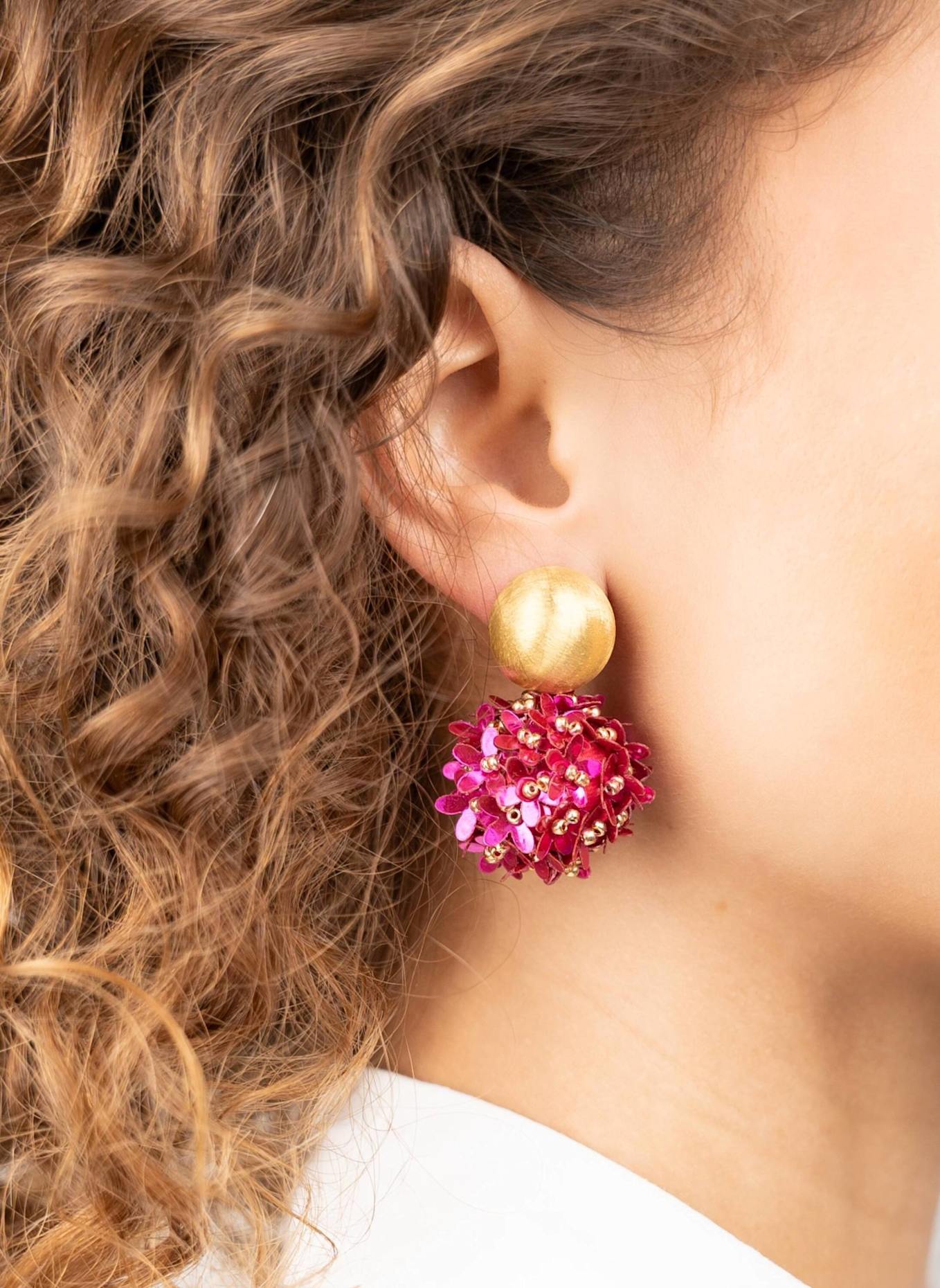 LOTT.gioielli Ohrhänger DAISY SEQUIN FLOWER GLOBE M FUSCHIA PINK by GLAMBOU: GOLD