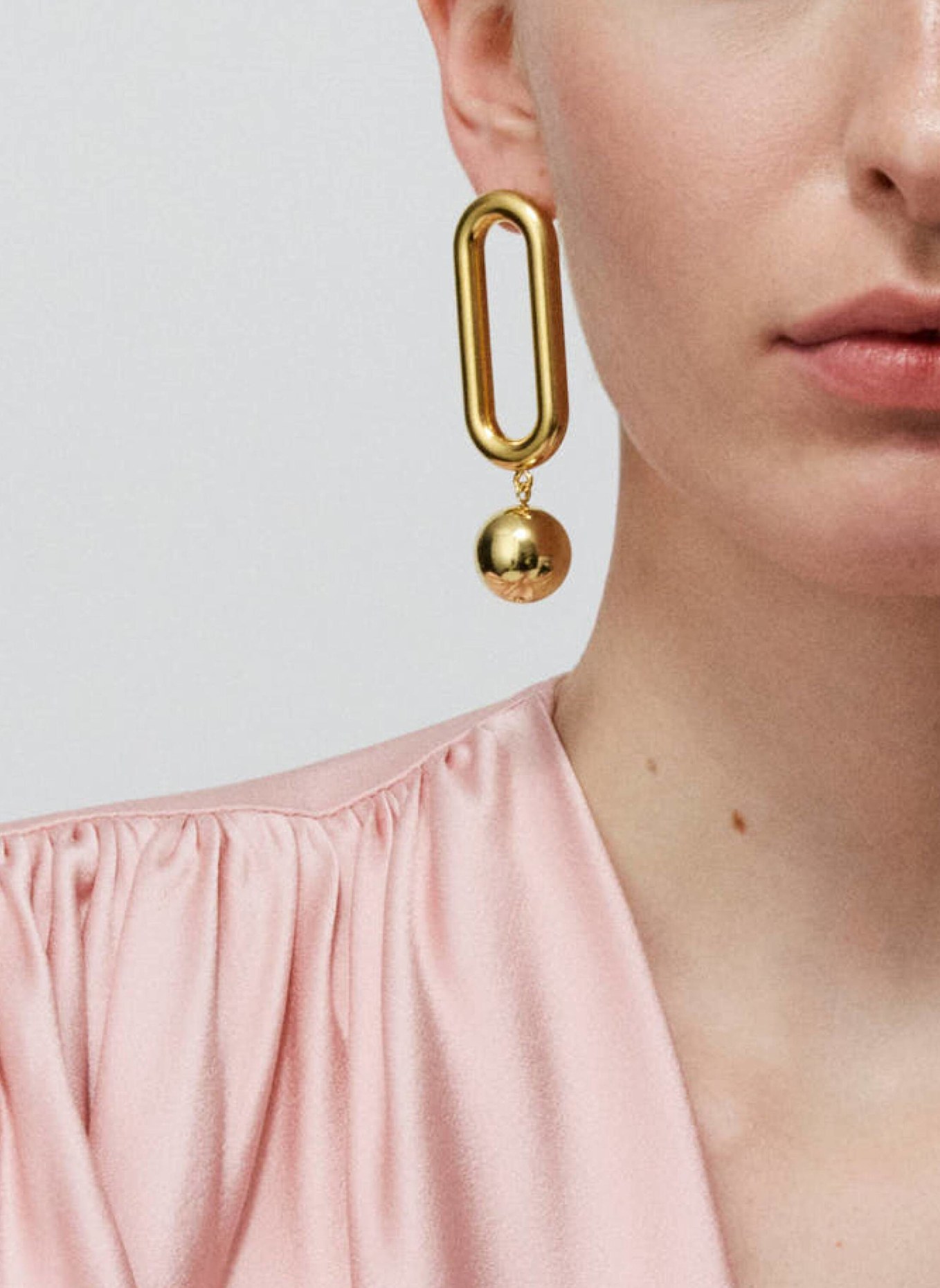 VANESSA BARONI Ohrhänger BOLD LINK BEAD EARRING GOLD by GLAMBOU: GOLD