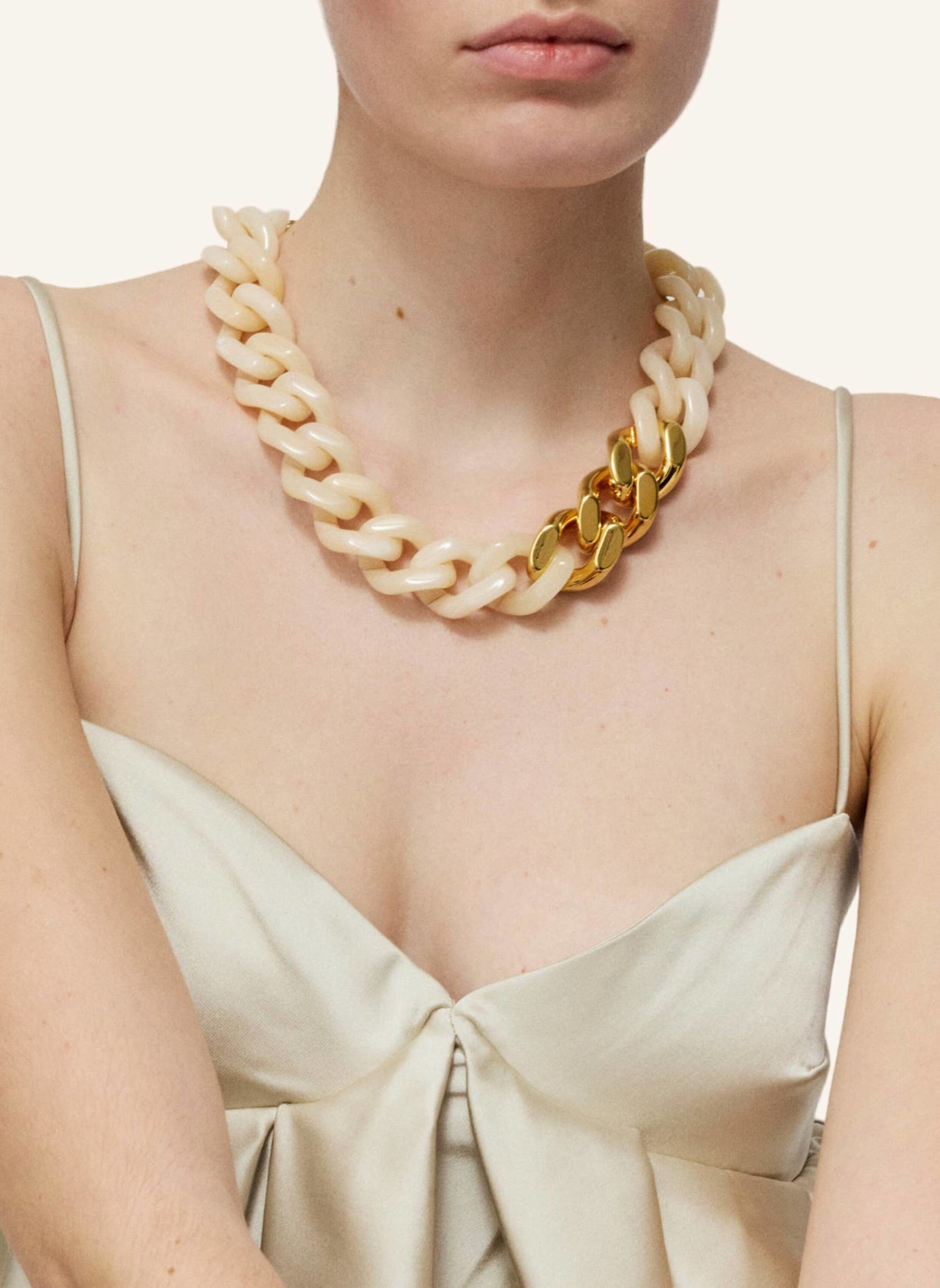 VANESSA BARONI Halsketten FLAT CHAIN NECKLACE WITH GOLD LATTE MARBLE by GLAMBOU: GOLD