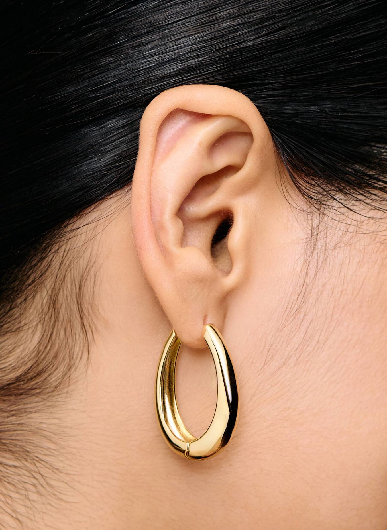 Pompidou Creolen DIVINE OVAL HOOPS by GLAMBOU: GOLD