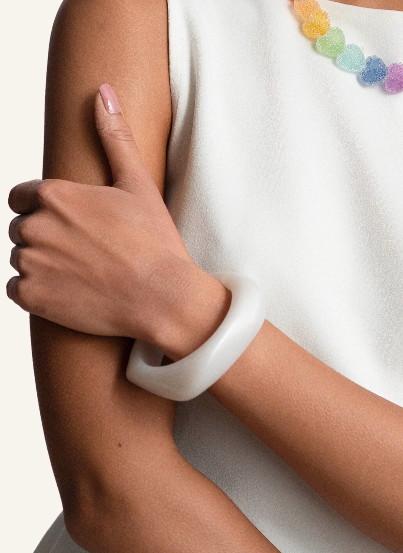 CRYSTAL HAZE Armbänder JELLY BANGLE WHITE by GLAMBOU: WEISS
