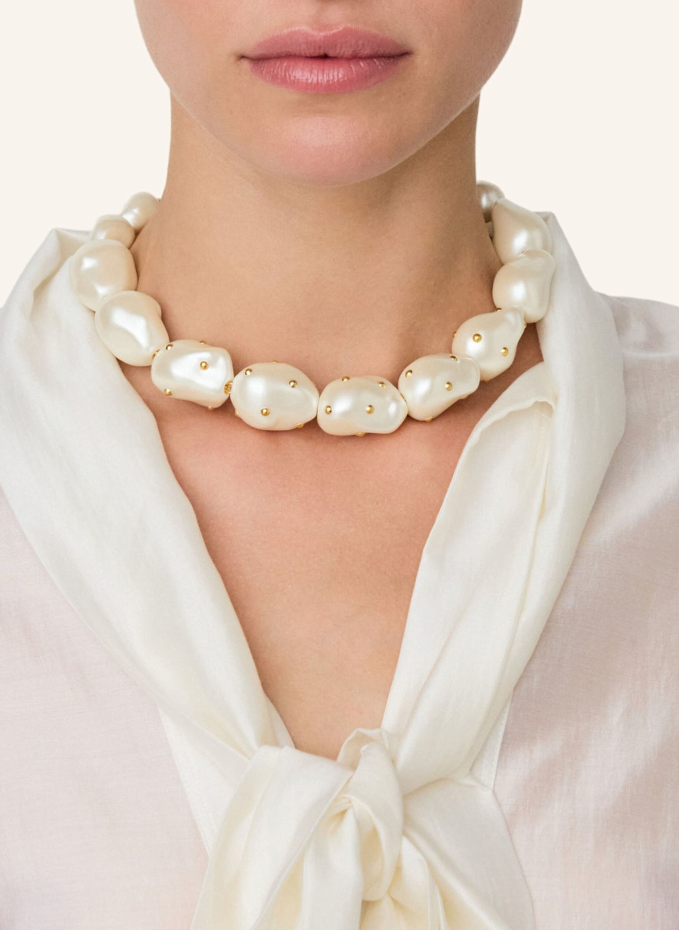 VANESSA BARONI Halsketten BIG ORGANIC STUD PEARL by GLAMBOU: GOLD