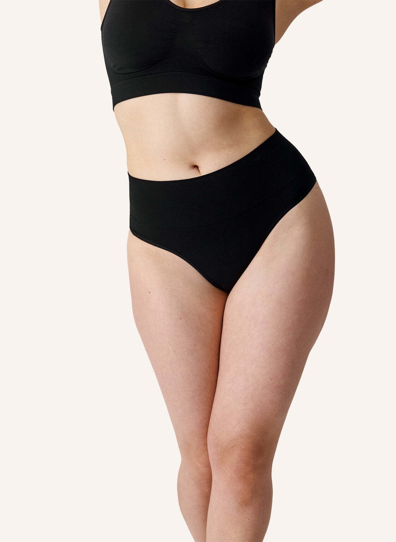 SNOCKS Shaping Tanga: SCHWARZ