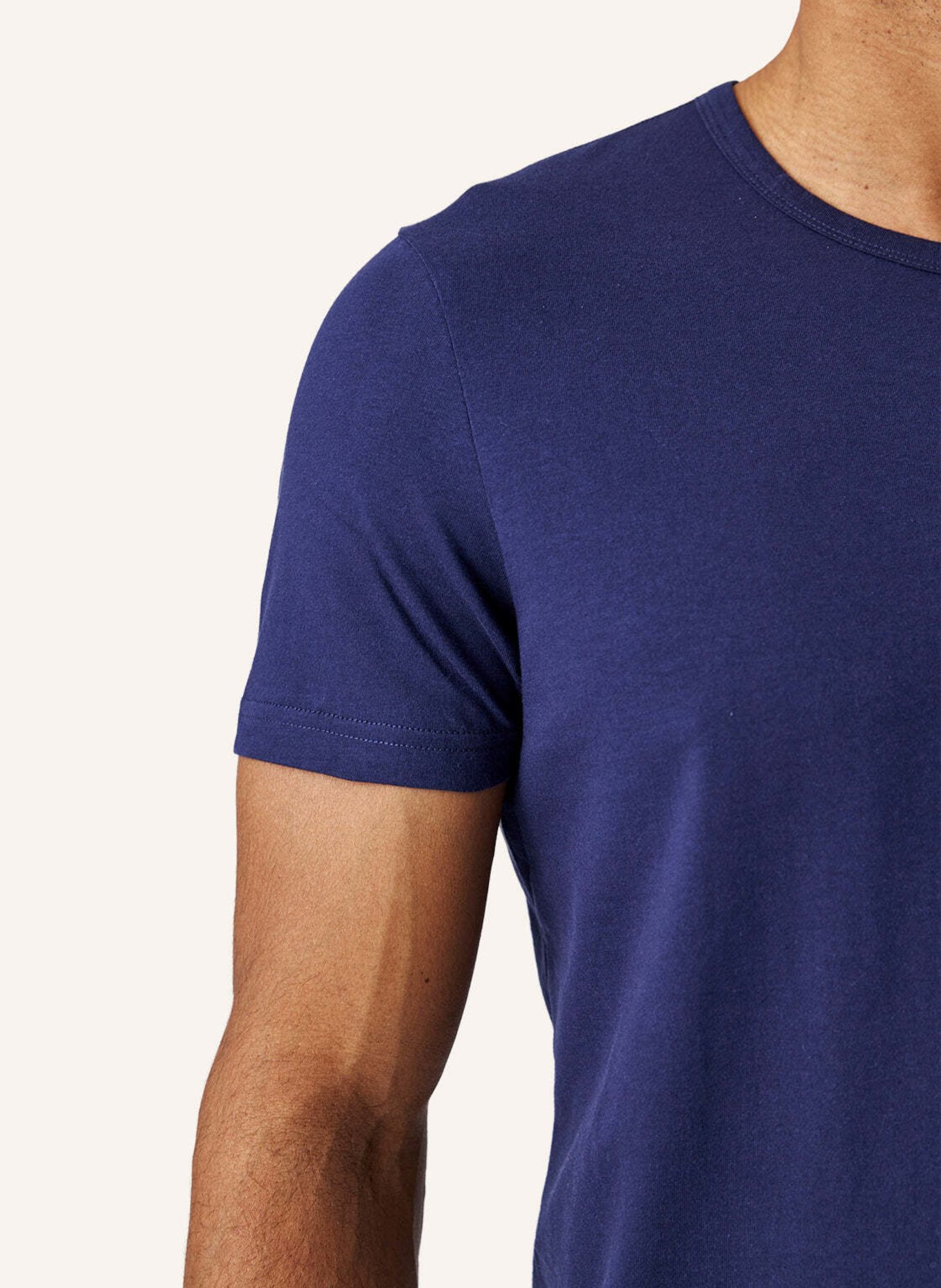 SNOCKS Rundhals T-Shirt extra lang: DUNKELBLAU