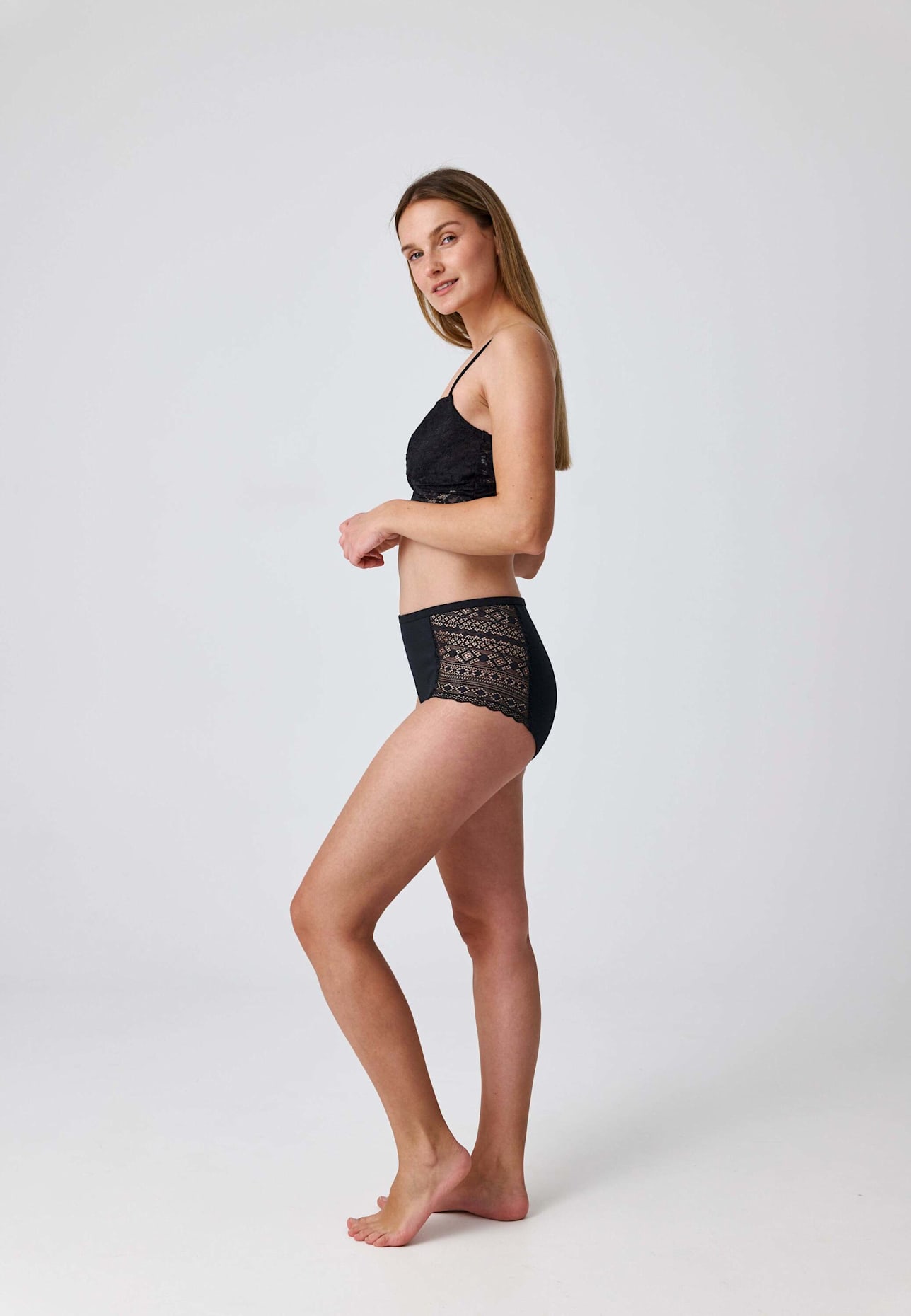 SNOCKS High Waist Hipster Panties mit Spitze: LILA/ ROT/ SCHWARZ