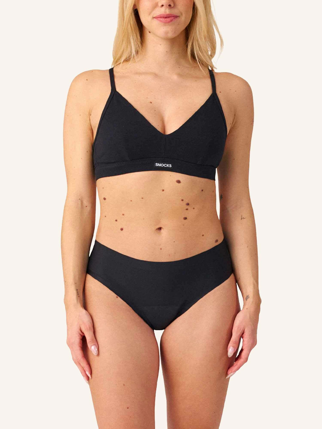 SNOCKS Perioden Slip Seamless STRONG: SCHWARZ