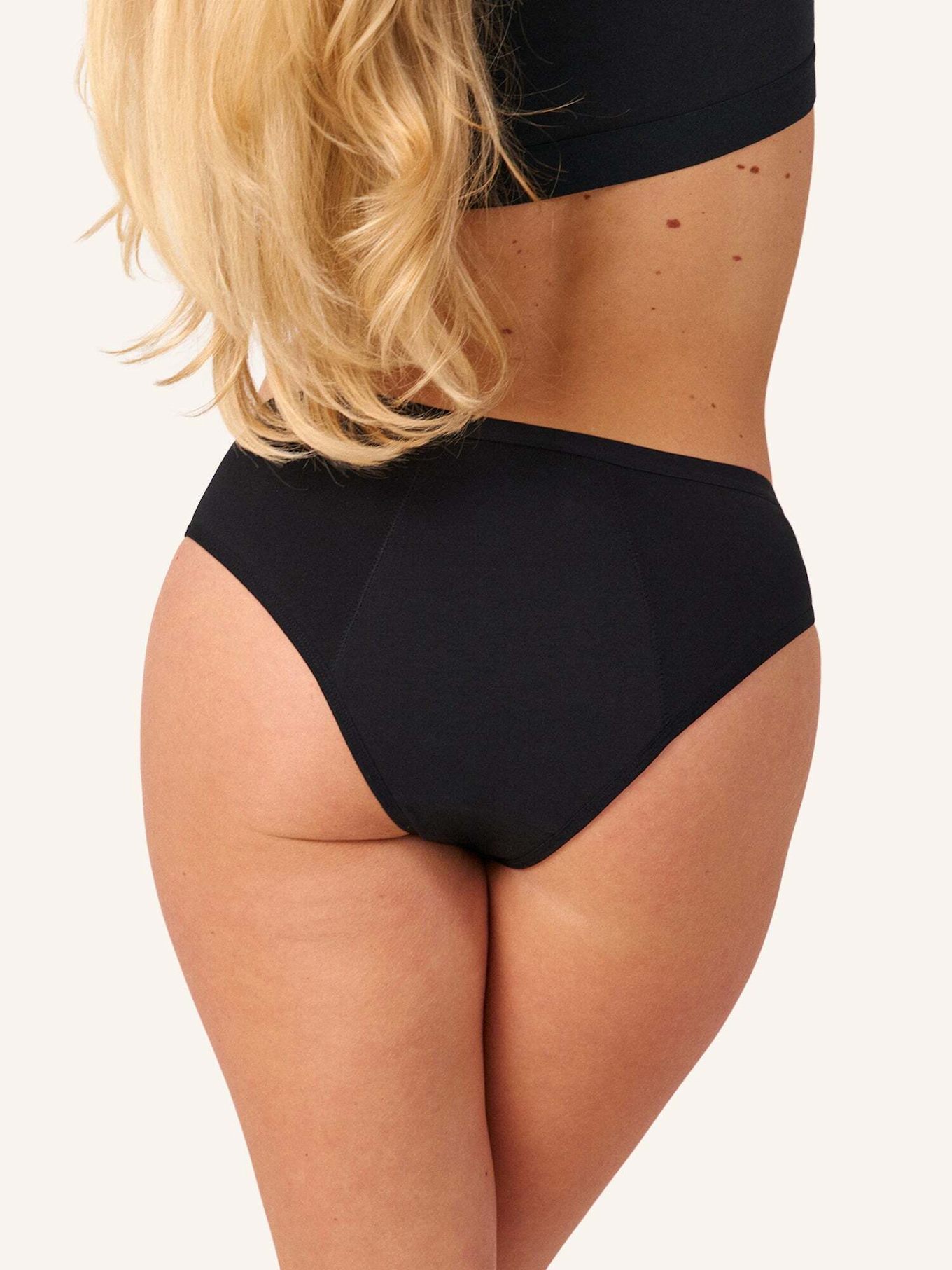 SNOCKS Perioden Slip STRONG: SCHWARZ