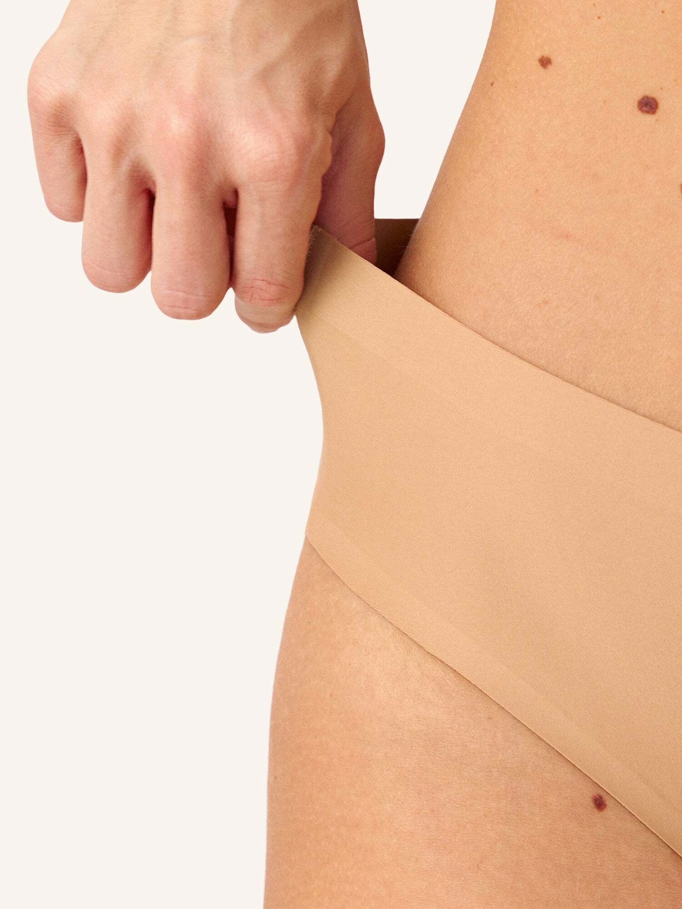SNOCKS Perioden Slip Seamless STRONG: CAMEL