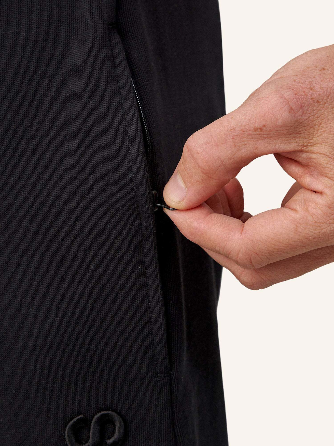 SNOCKS Sweatpants Herren: SCHWARZ