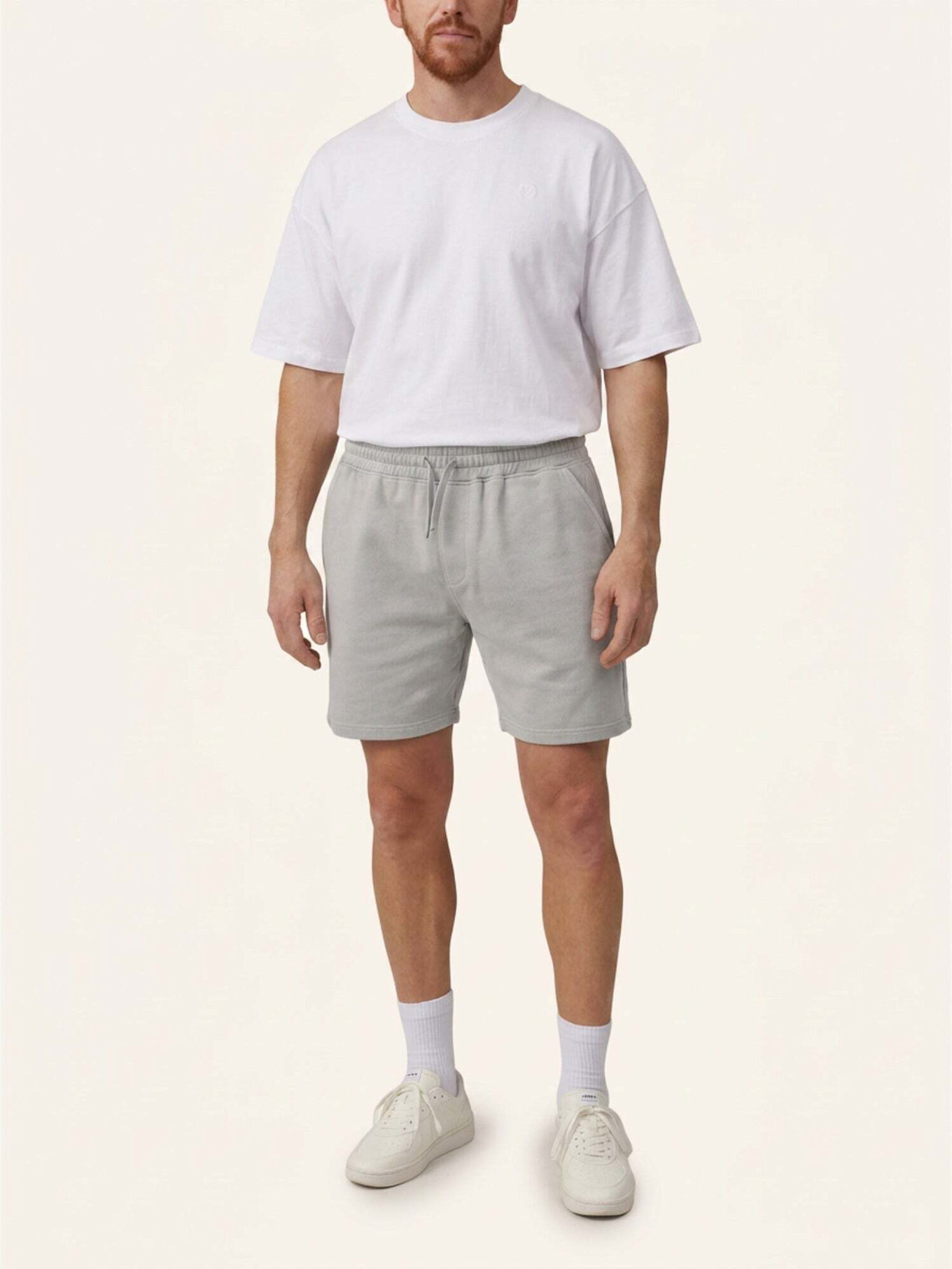 SNOCKS Sweatshorts: HELLGRAU