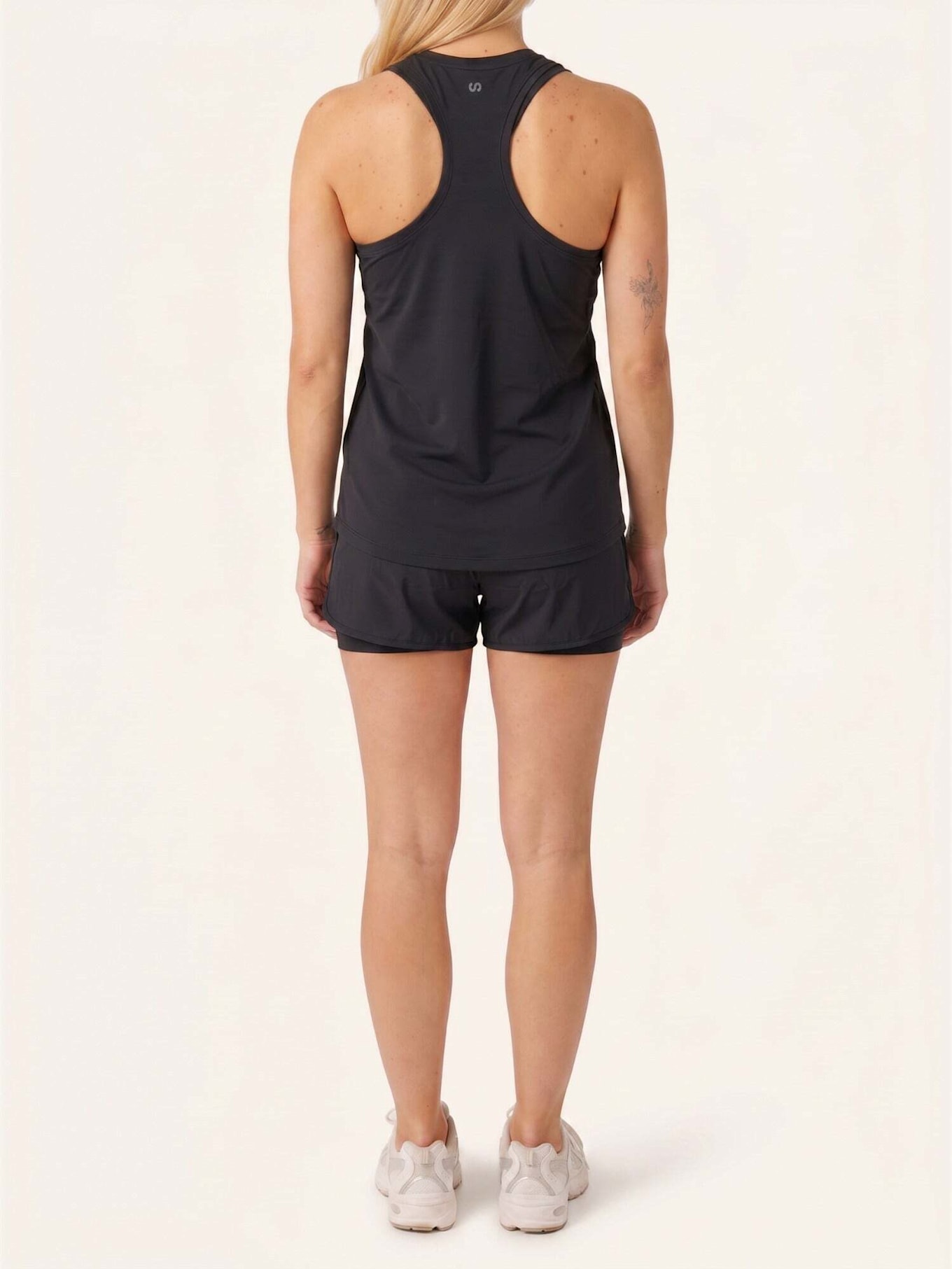 SNOCKS Sport Tank Top Damen: SCHWARZ