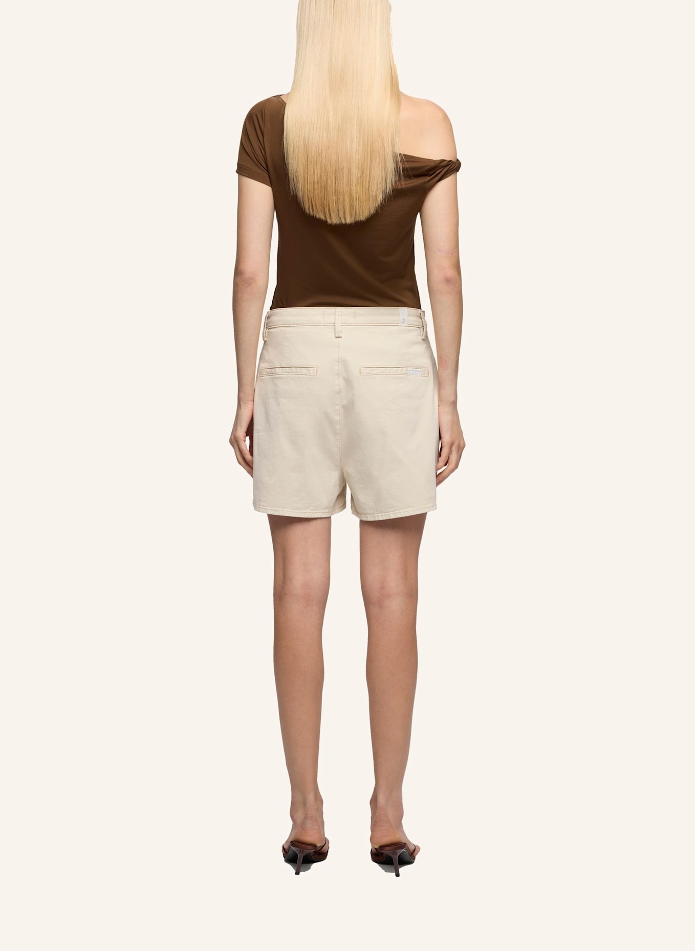 7 for all mankind TROUSER SHORTS: BEIGE