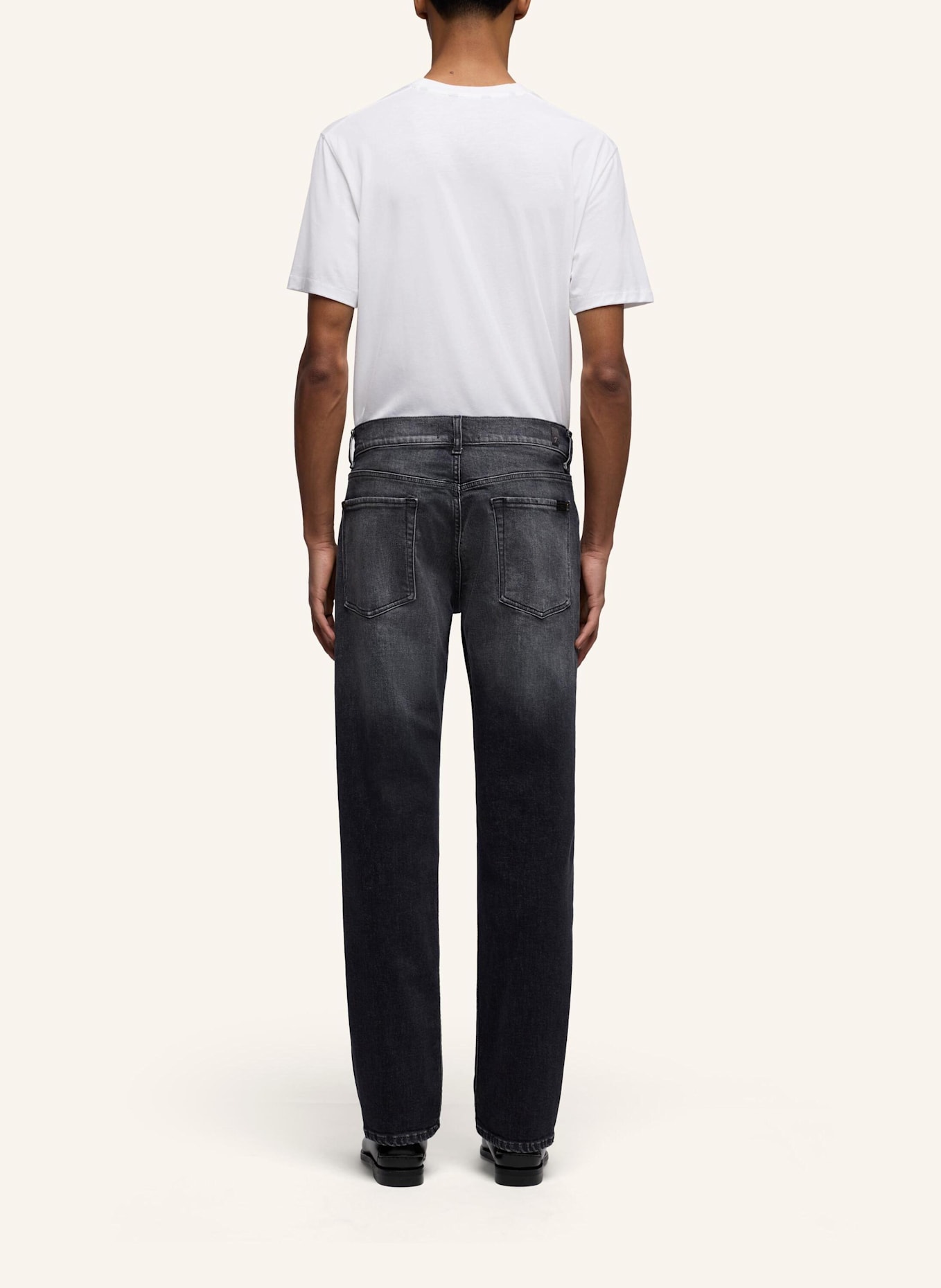 7 for all mankind Jeans THE STRAIGHT 32" Straight Fit: SCHWARZ