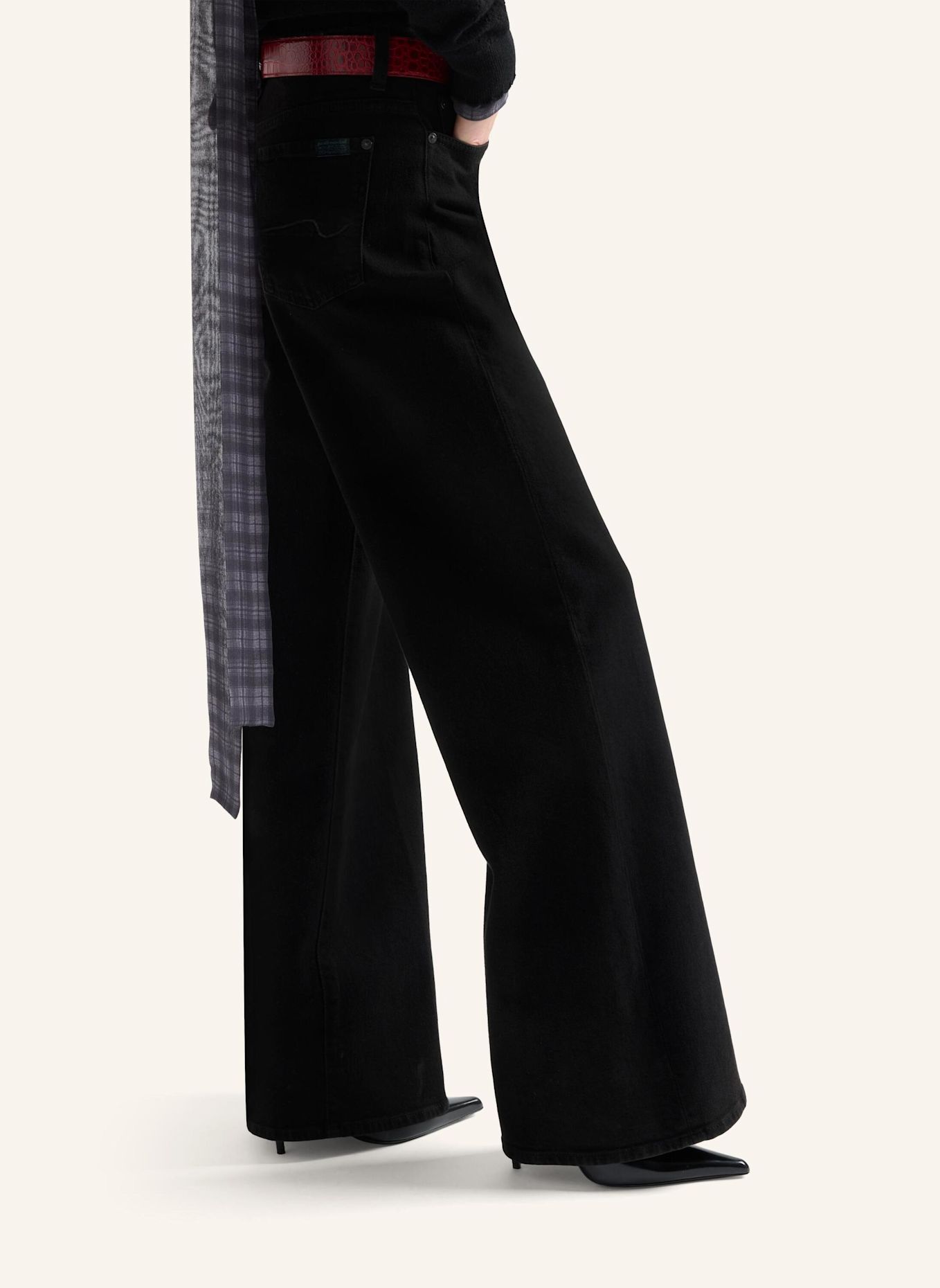 7 for all mankind Jeans LOTTA Wide fit: SCHWARZ