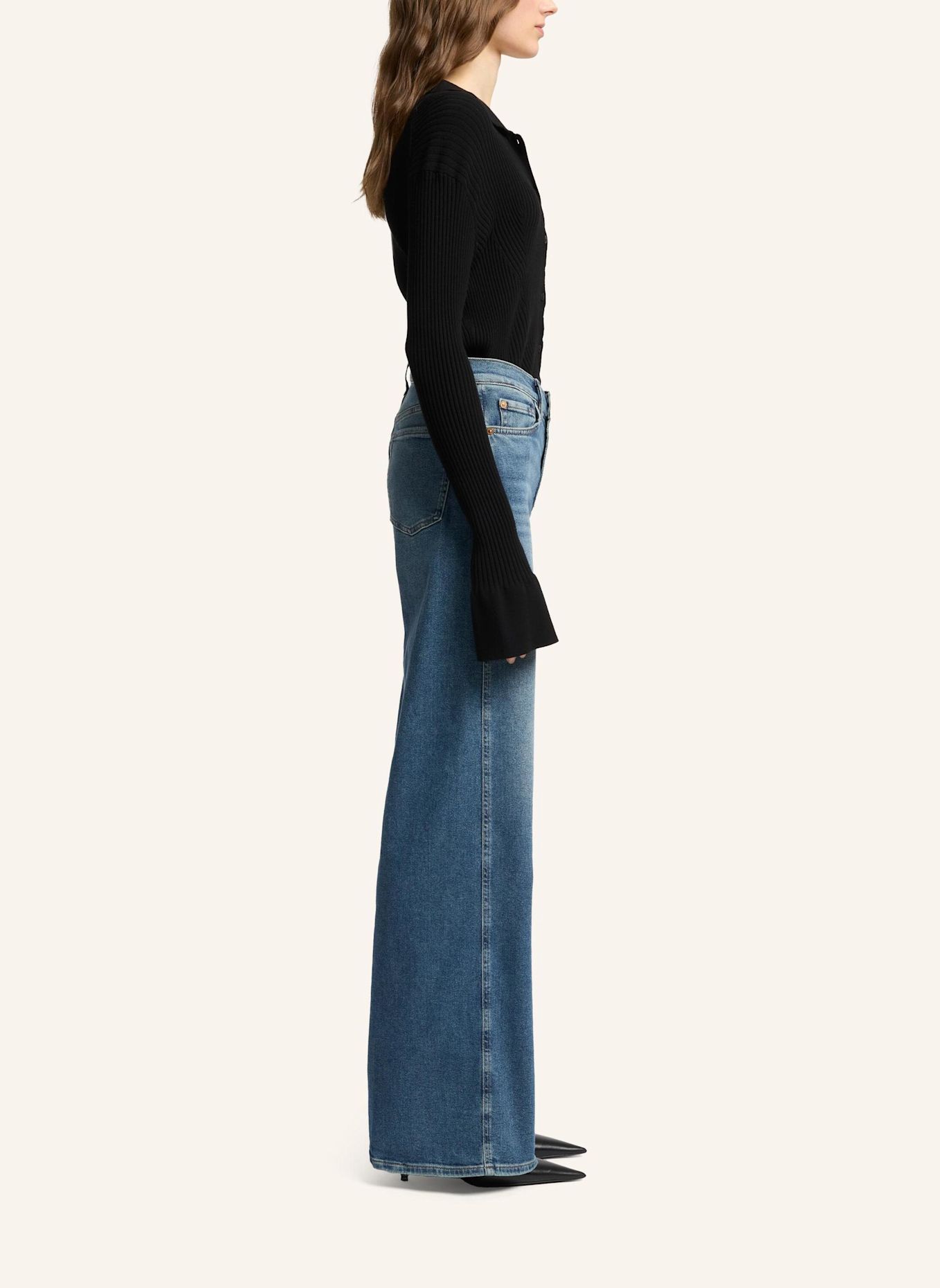 7 for all mankind Flared Jeans LOTTA: Mid Blue