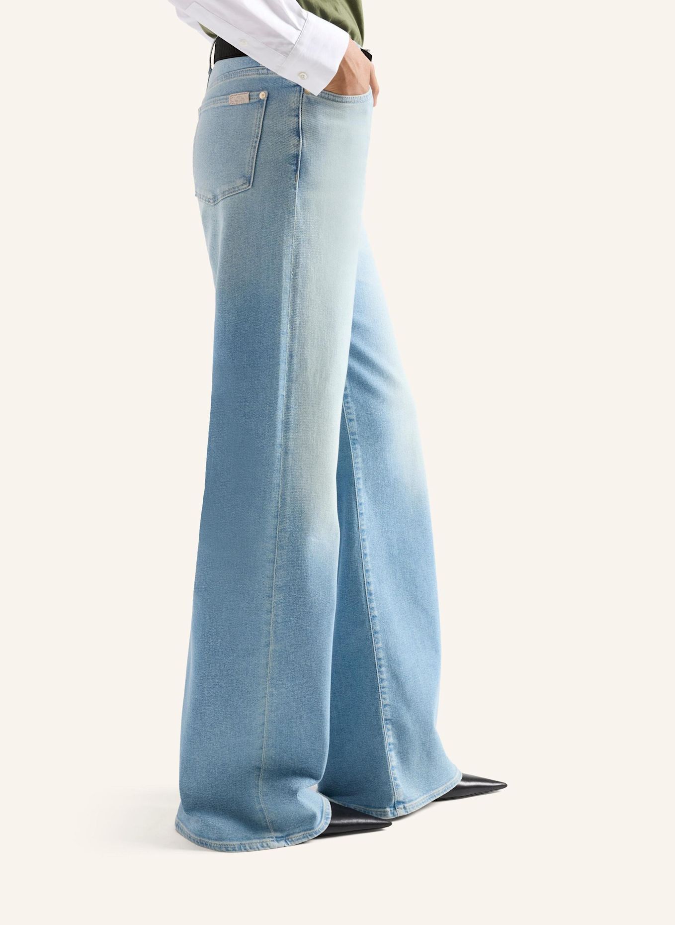 7 for all mankind LOTTA Wide-Fit Jeans: BLUE