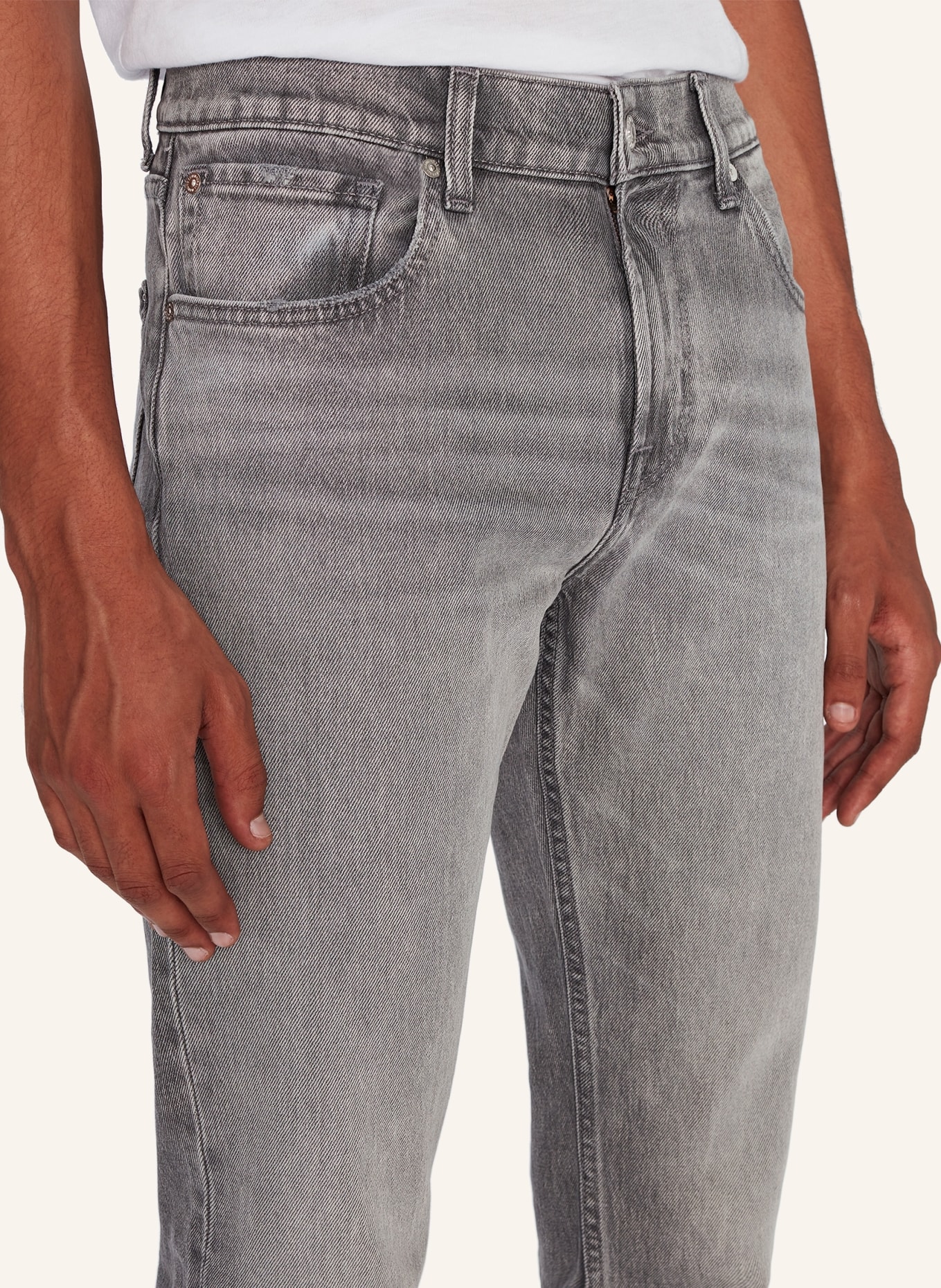 7 for all mankind Jeans  THE STRAIGHT Straight Fit, Farbe: GRAU (Bild 3)