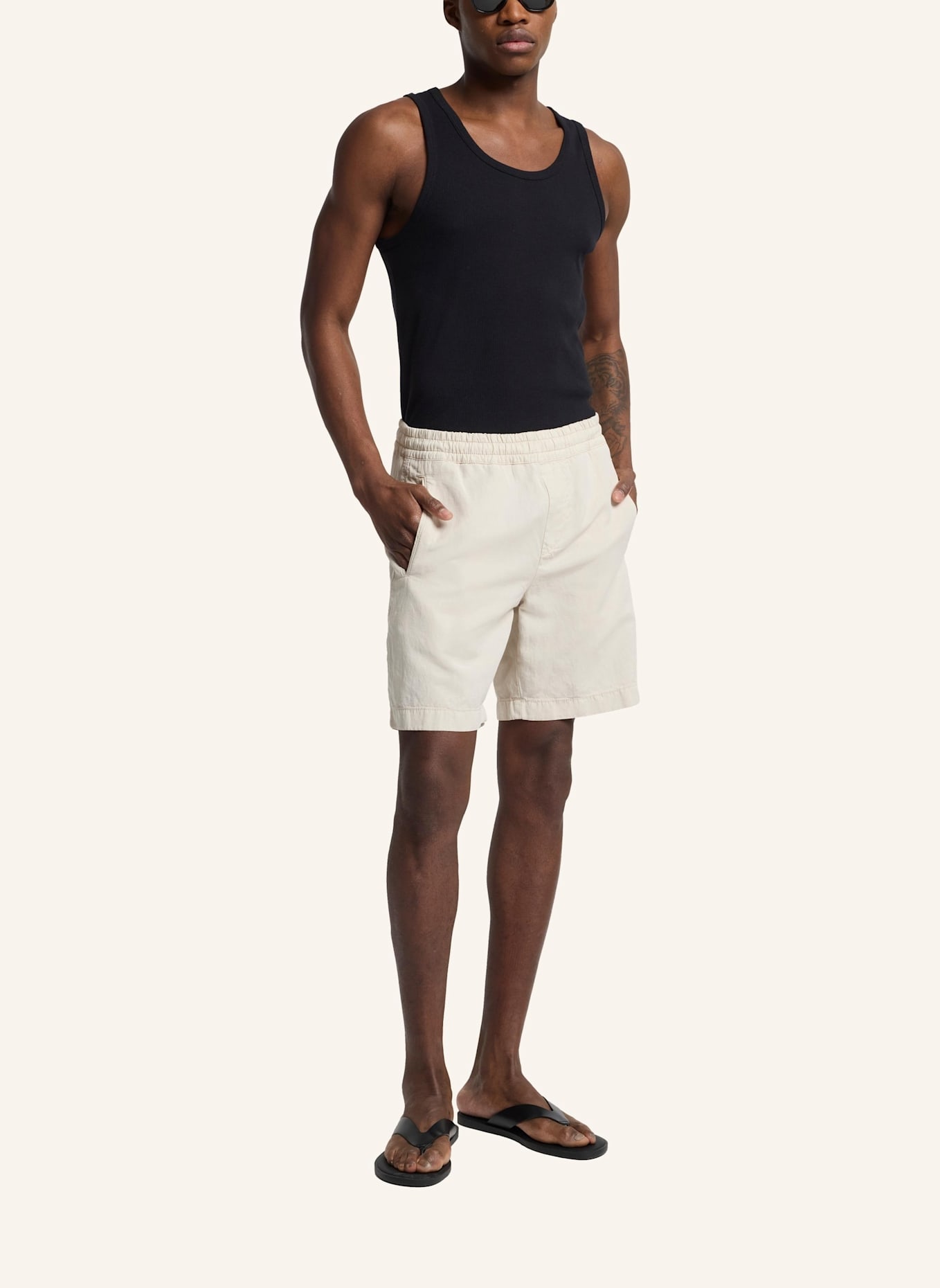 7 for all mankind Shorts JOGGER: WEISS