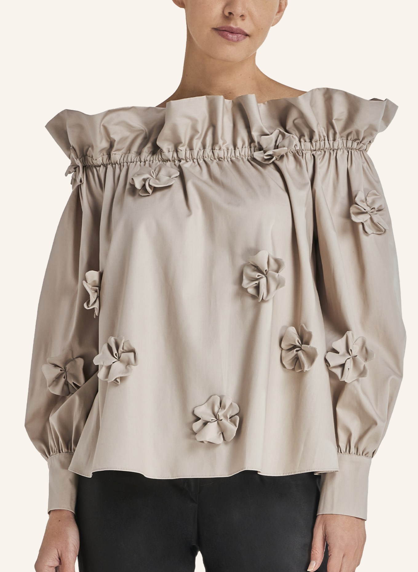 ARMARGENTUM Cold-Shoulder-Bluse KARA, Farbe: TAUPE (Bild 4)