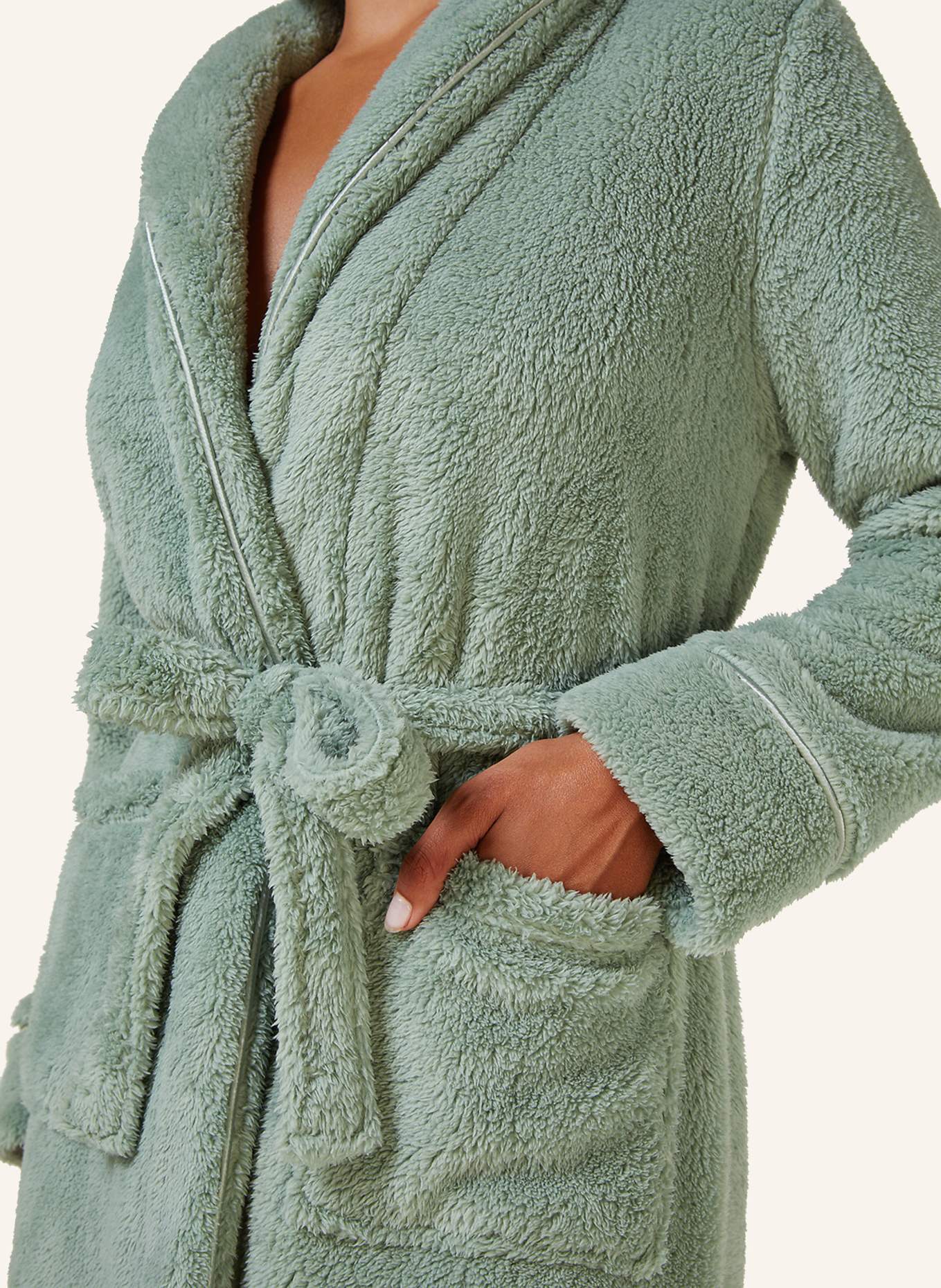 hunkemöller Bademantel FLEECE, Farbe: GRÜN (Bild 4)