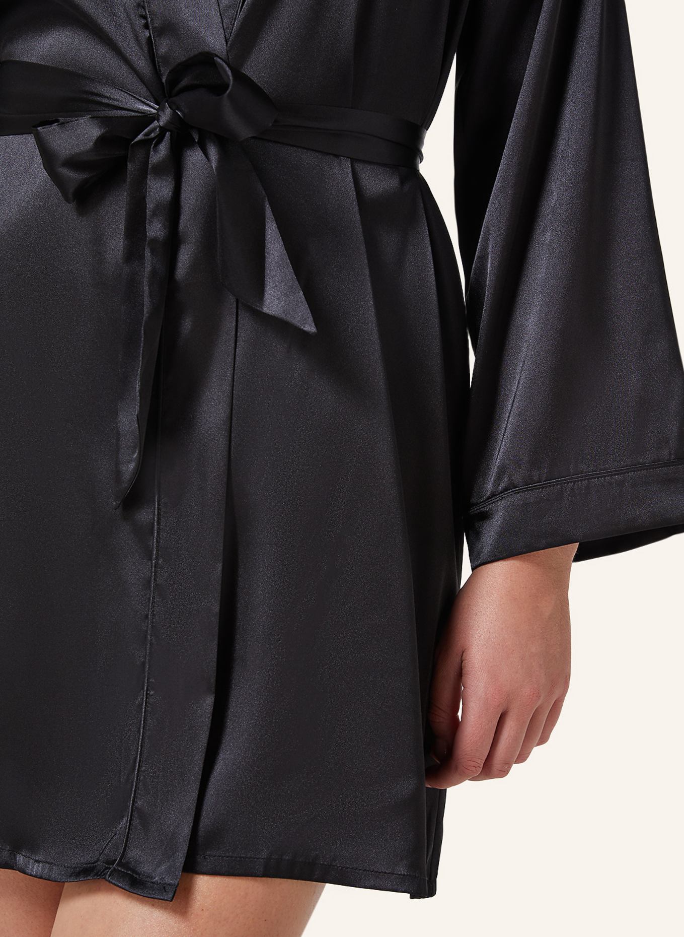 hunkemöller Kimono SATIN, Farbe: SCHWARZ (Bild 4)