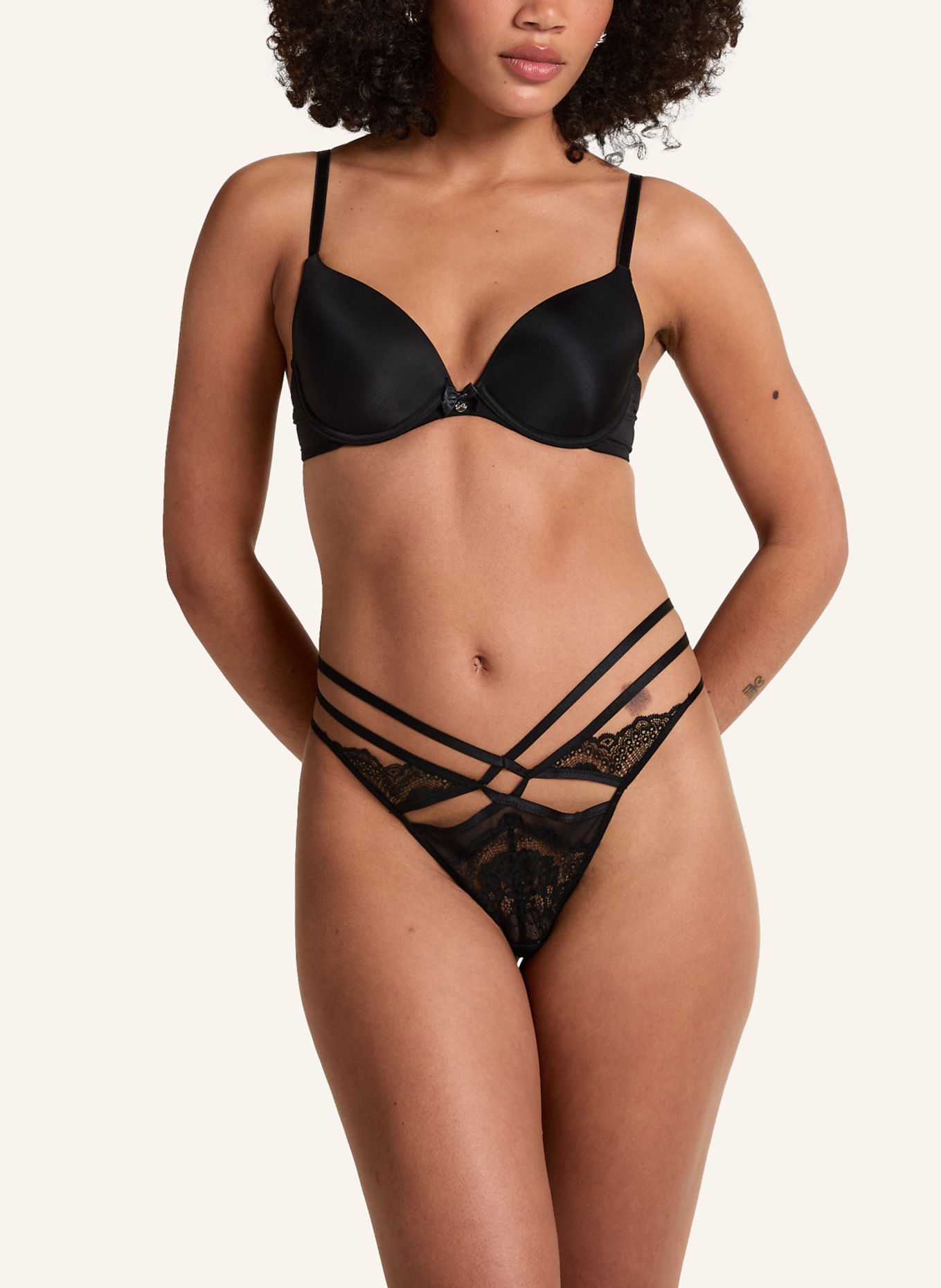 hunkemöller Bügel-BH PLUNGE: SCHWARZ
