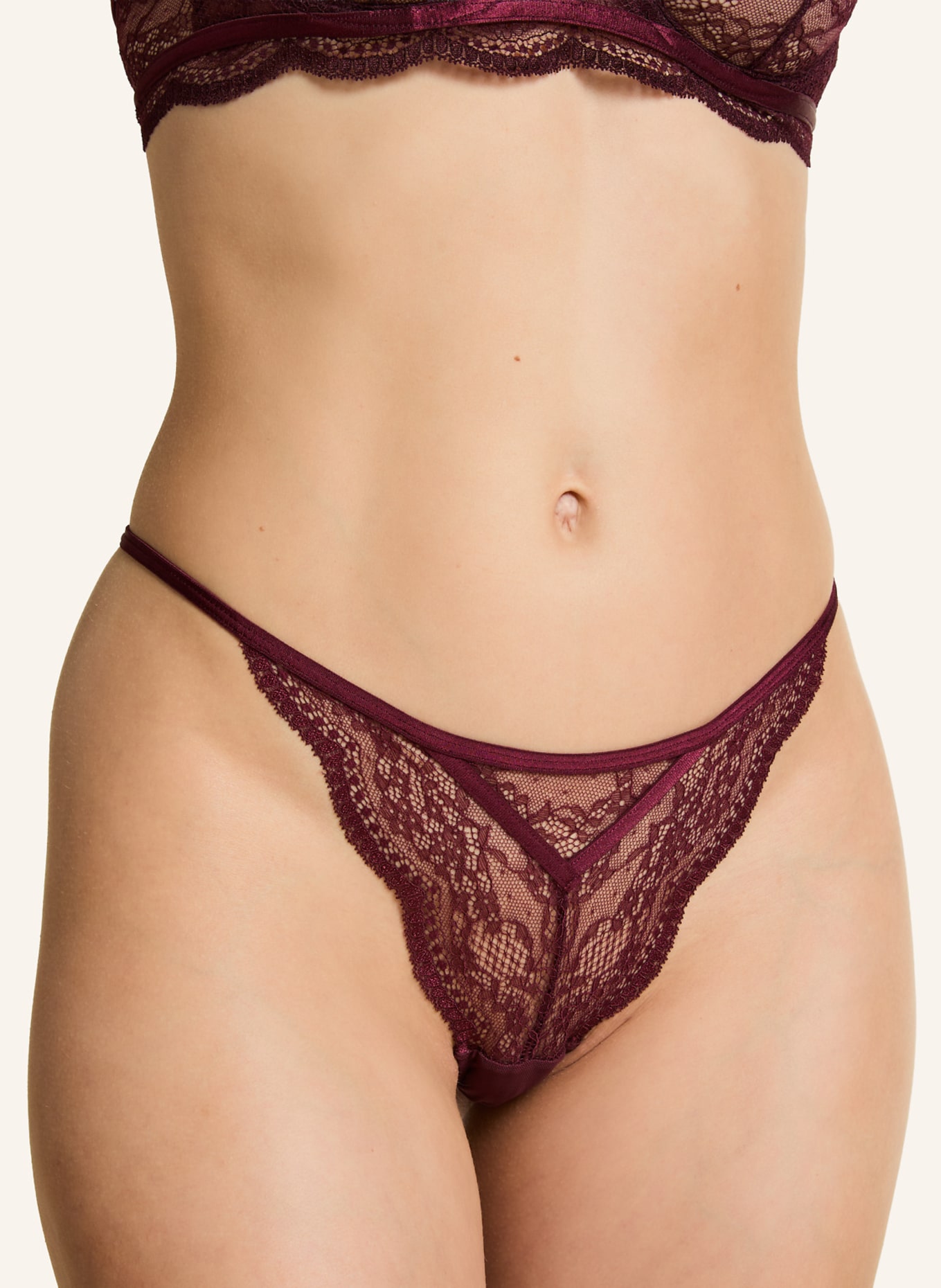 hunkemöller String ISABELLE: LILA