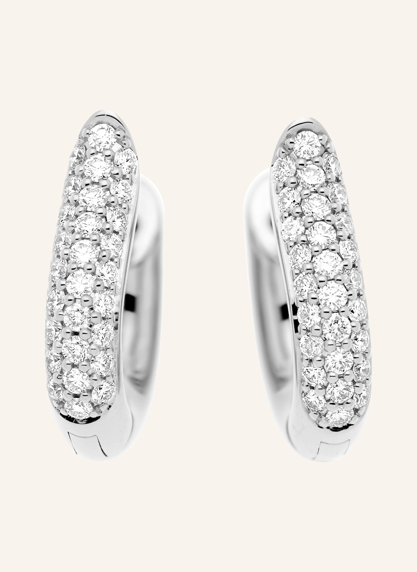 TAMARA COMOLLI Ohrstecker SIGNATURE OHRSTECKER HOOP SMALL DIAMOND PAVÉ 18K Weißgold: WEISSGOLD
