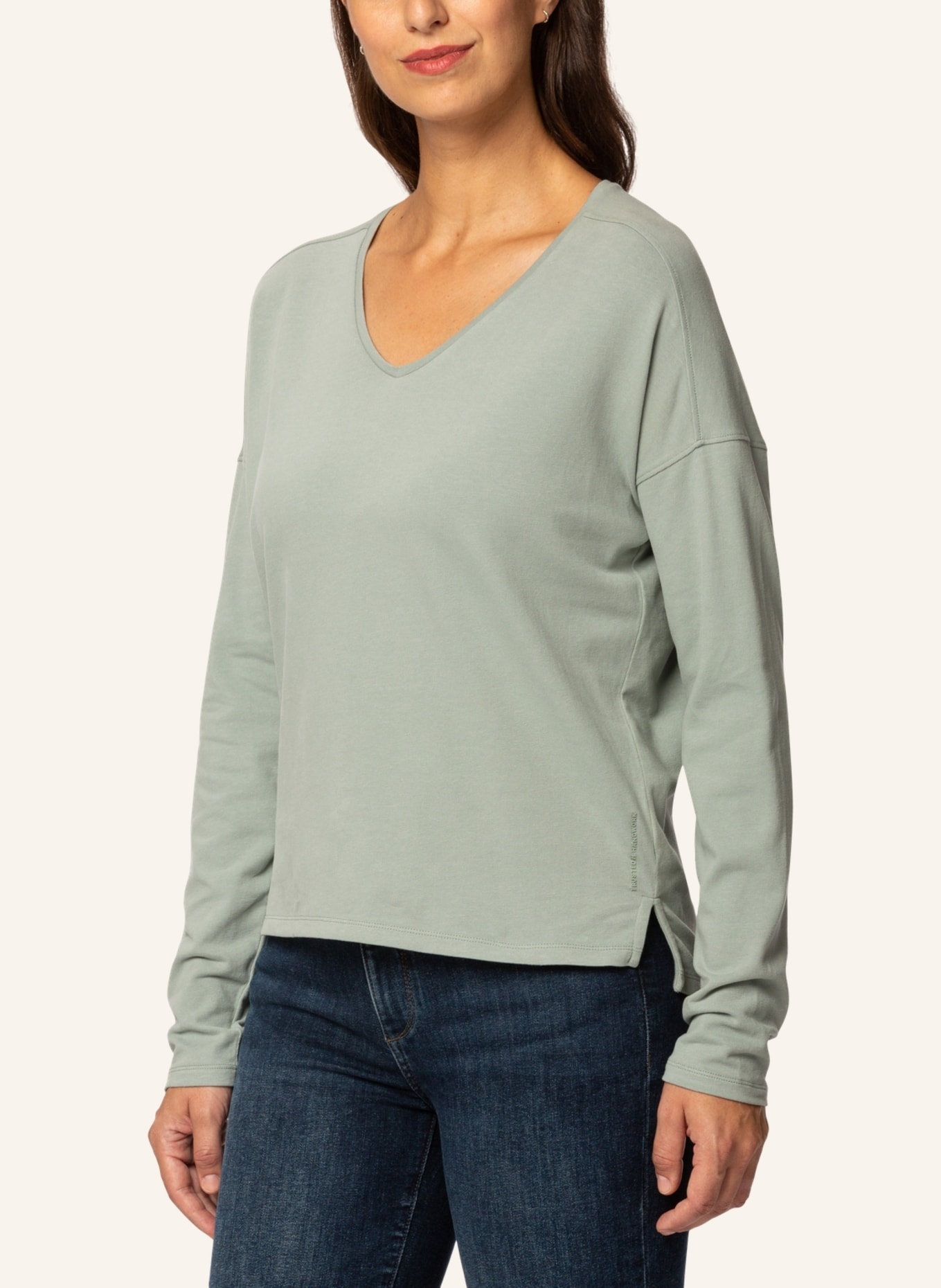 TRUSTED HANDWORK V-Neck 1/1-Sleeve T-Shirt, Farbe: GRÜN (Bild 7)