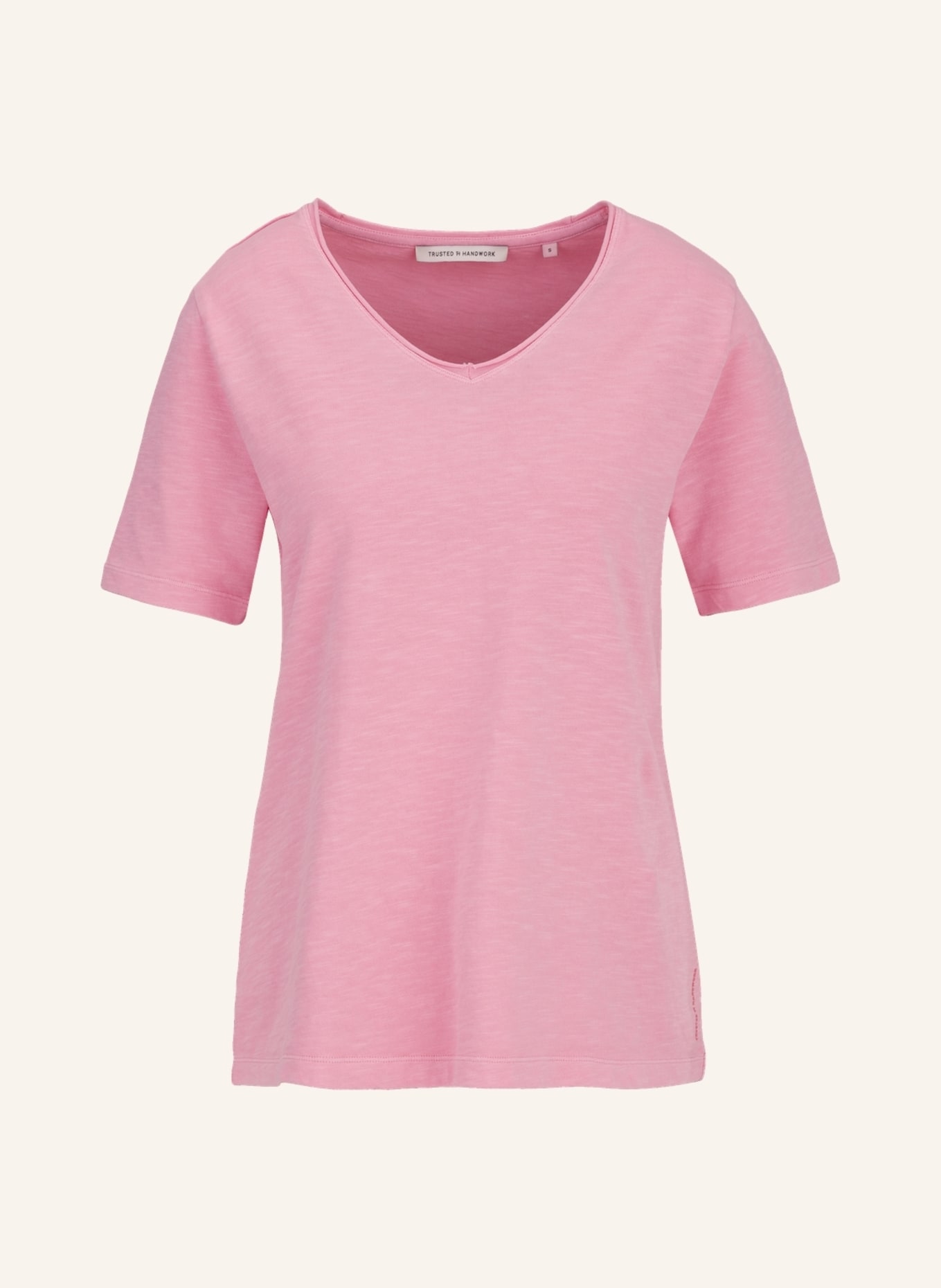 TRUSTED HANDWORK V-Neck 3/4-Sleeve T-Shirt with Open Edge, Farbe: PINK (Bild 1)