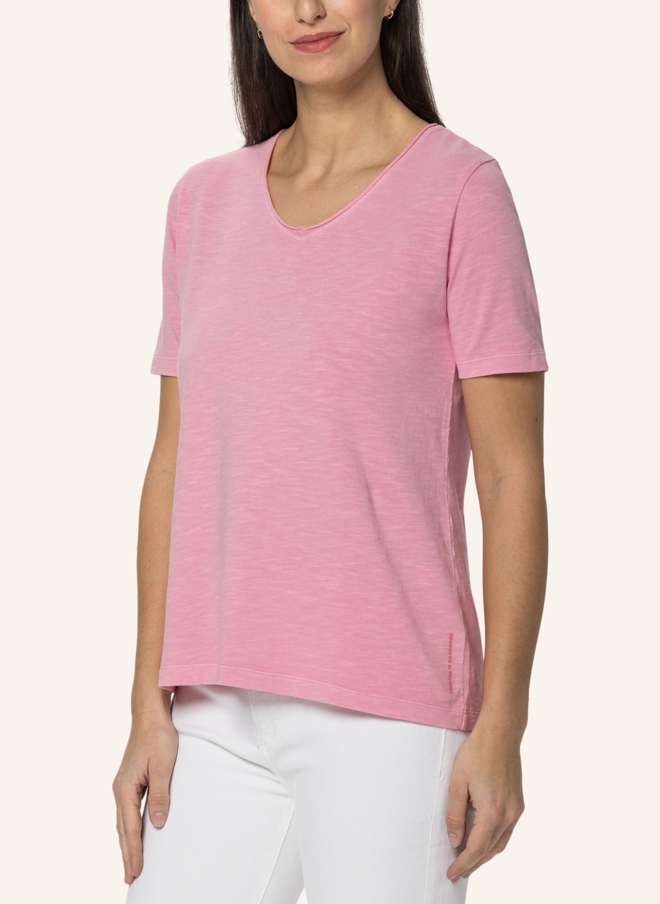 TRUSTED HANDWORK V-Neck 3/4-Sleeve T-Shirt with Open Edge, Farbe: PINK (Bild 6)