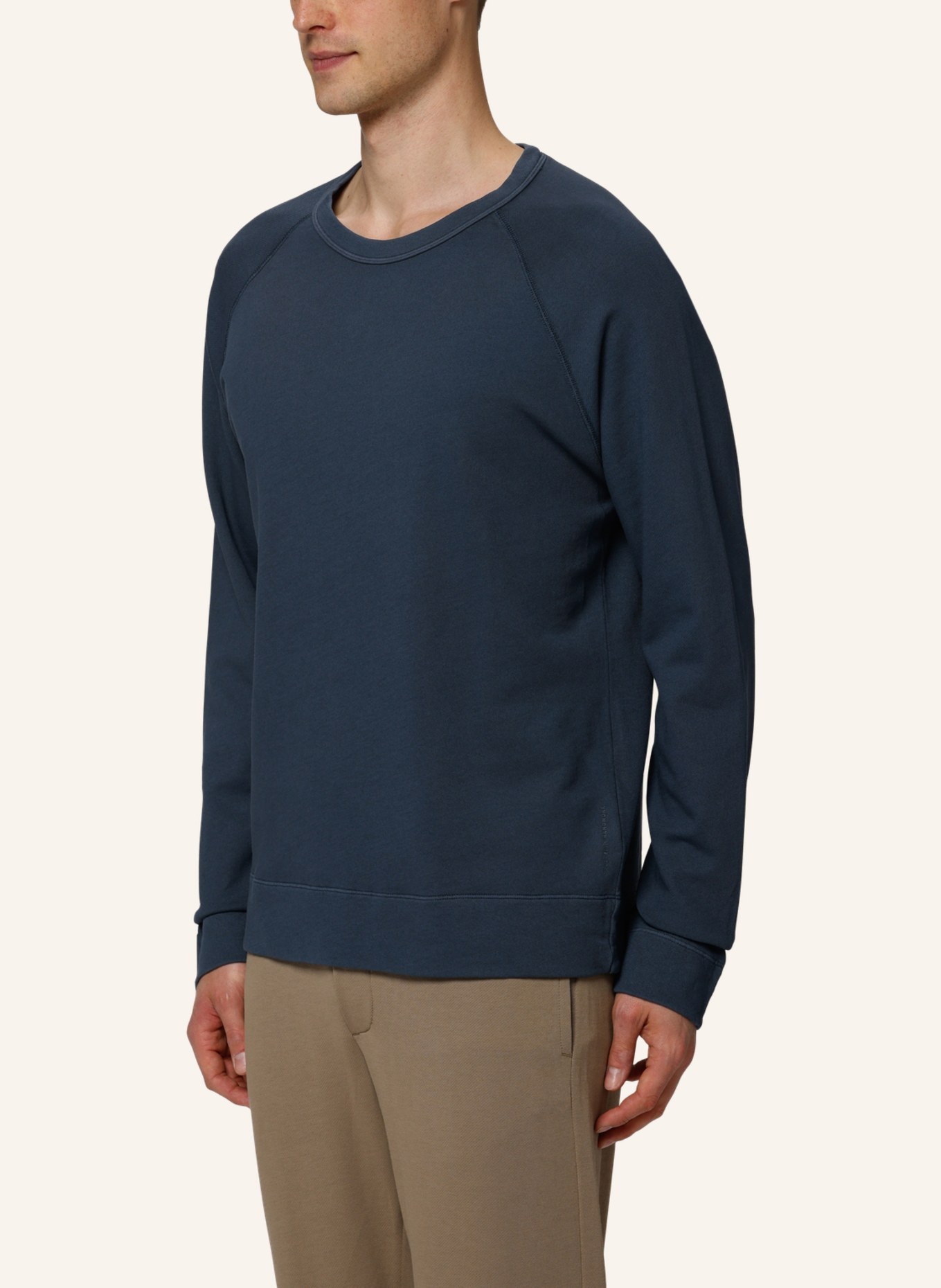 TRUSTED HANDWORK Round Neck 1/1-Sleeve Sweatshirt with Raglan, Farbe: BLAU (Bild 7)