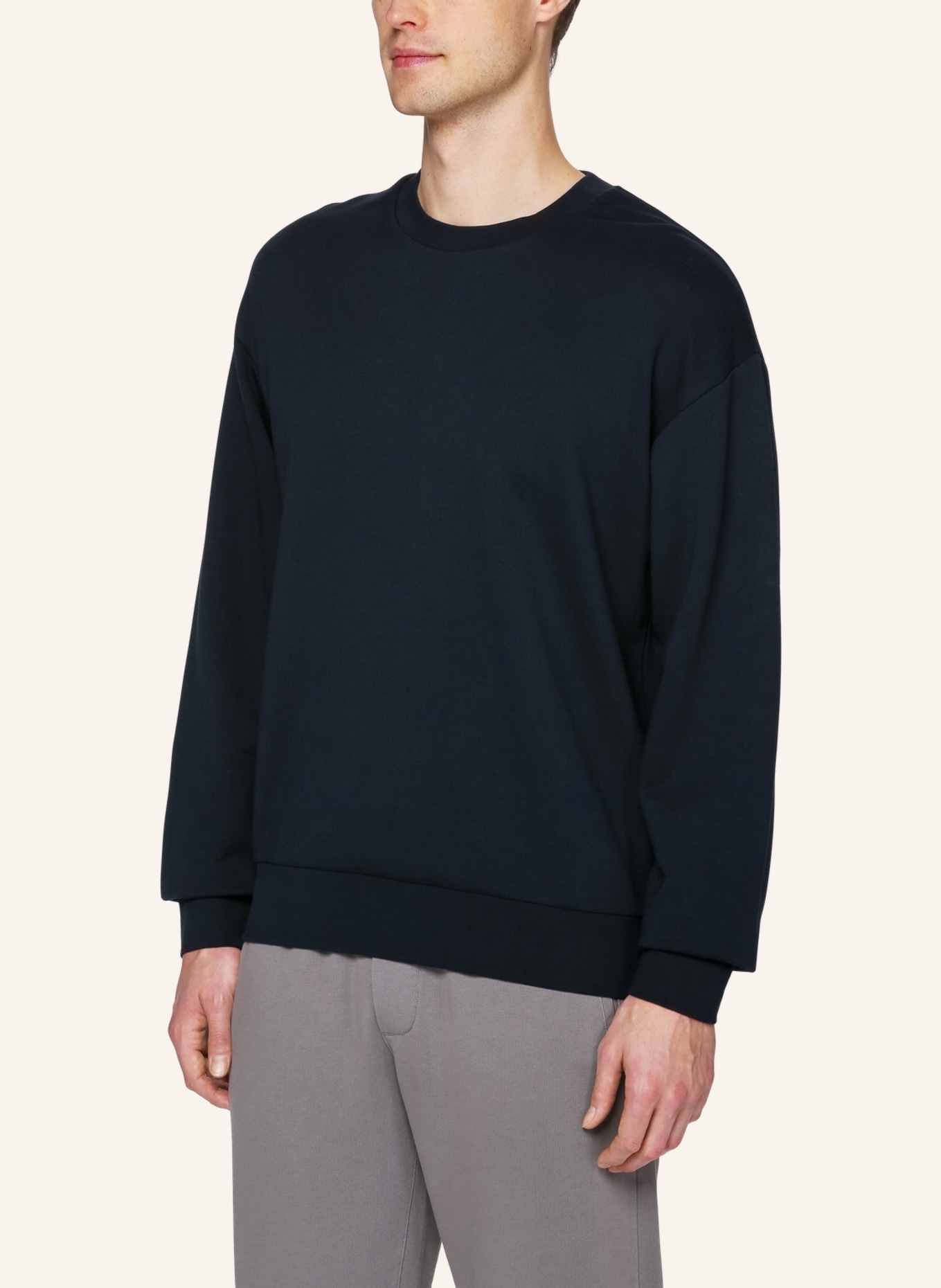 TRUSTED HANDWORK Oversized 1/1-Sleeve Sweatshirt w.Dropped Shoulder, Farbe: BLAU (Bild 4)