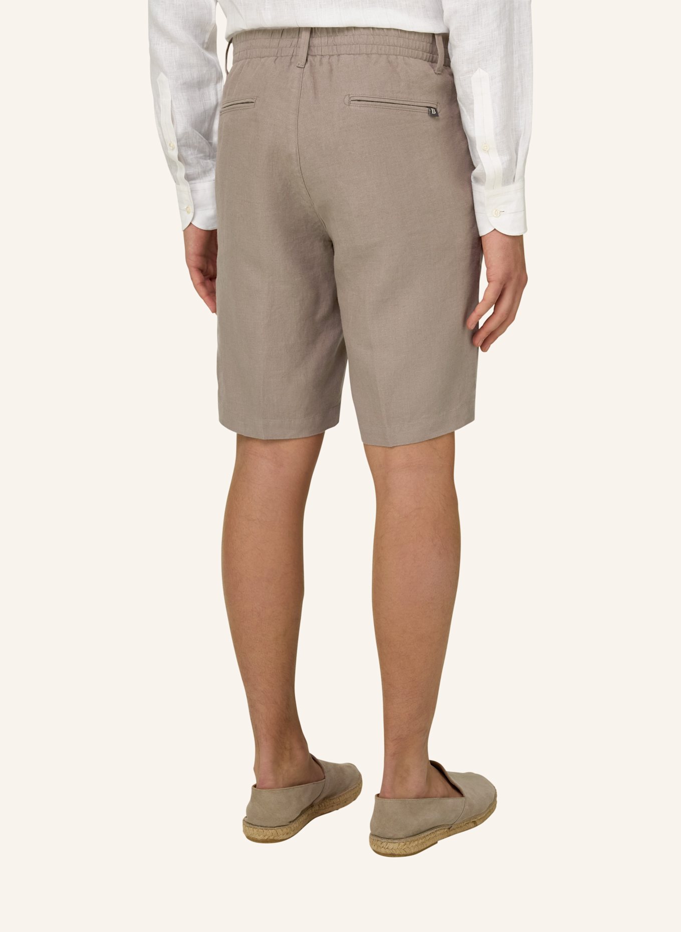 BOGGI MILANO Bermudahose: GRAU