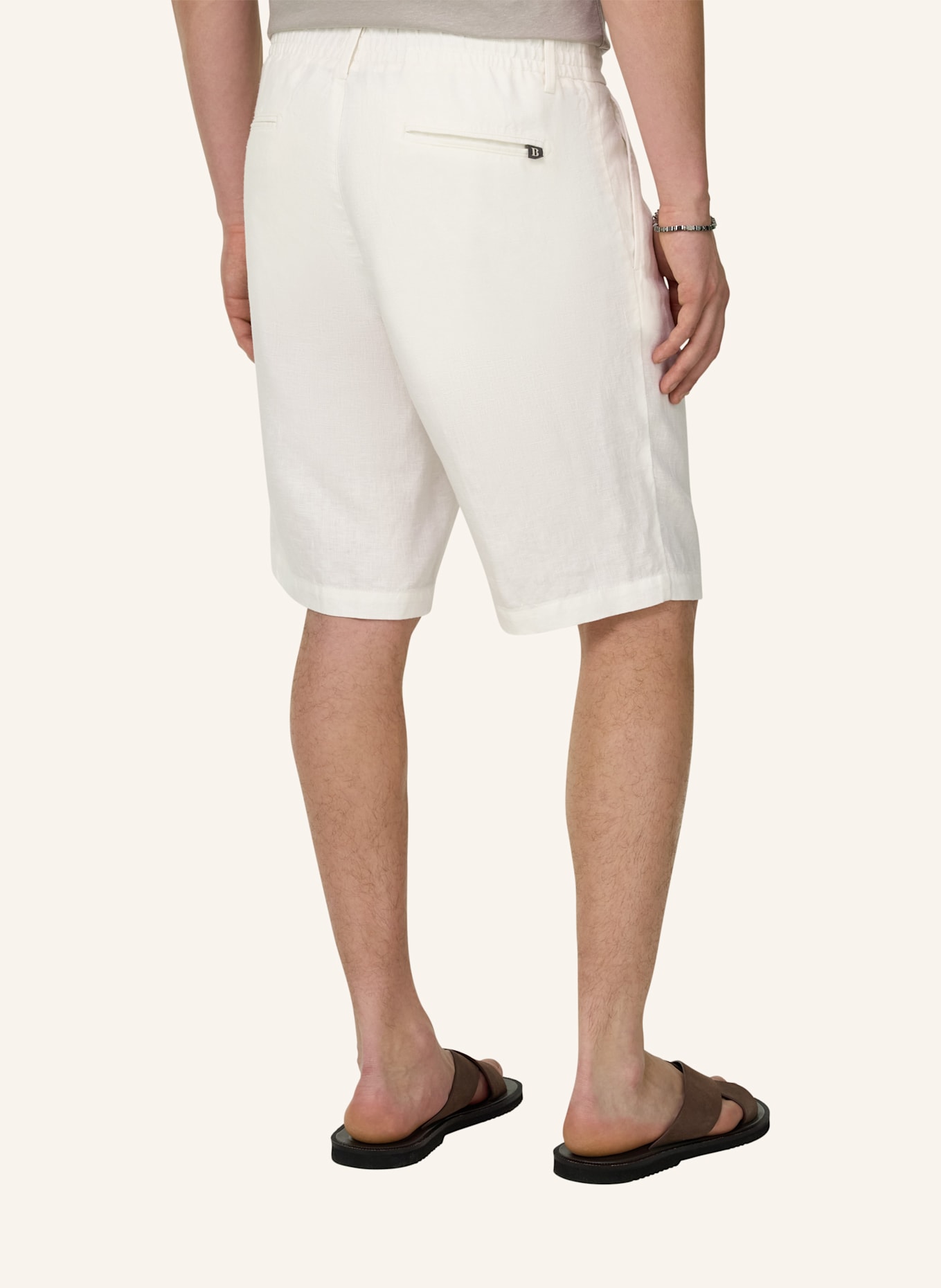 BOGGI MILANO Bermudahose: WEISS
