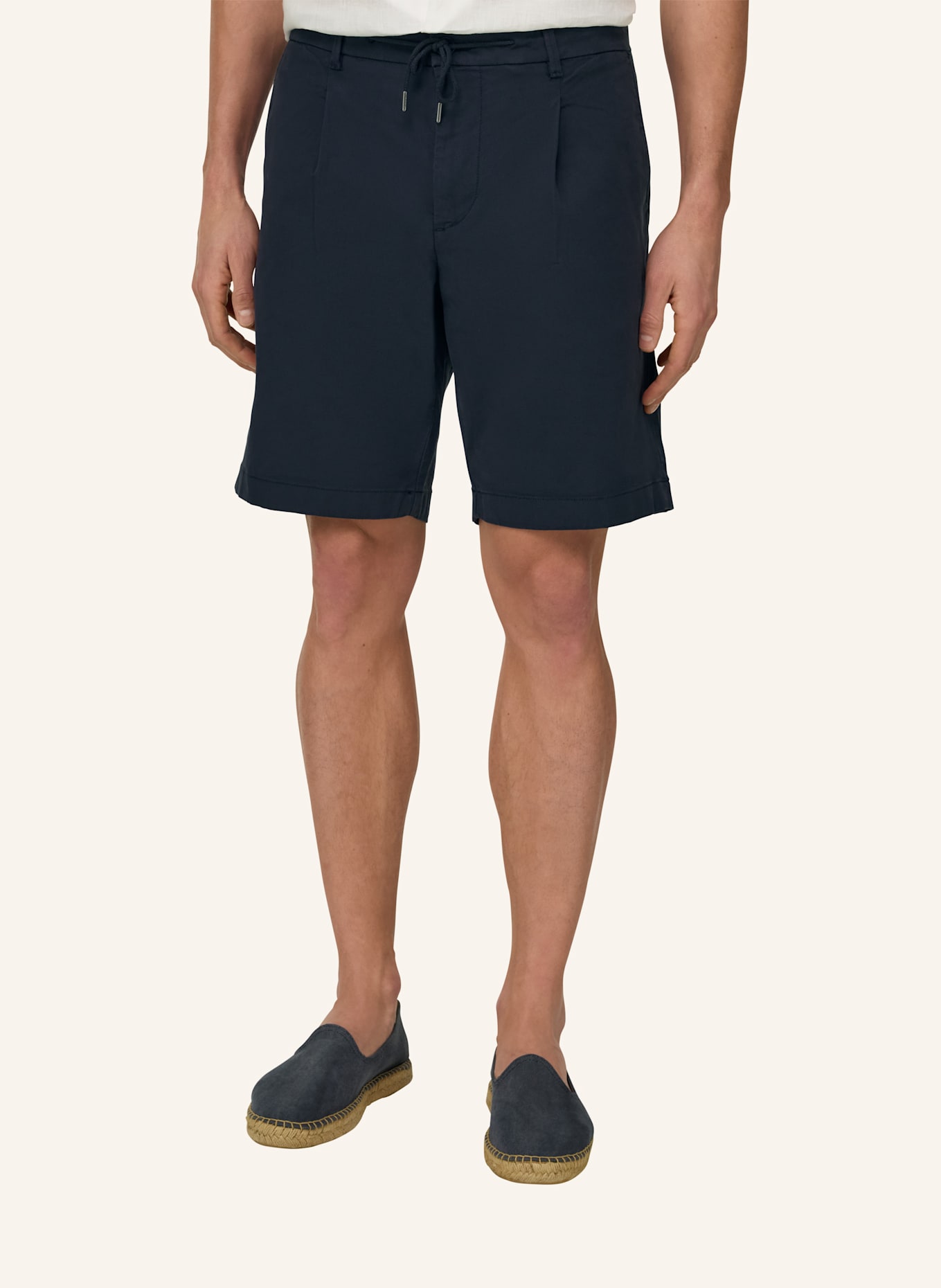 BOGGI MILANO Bermudahose: BLAU