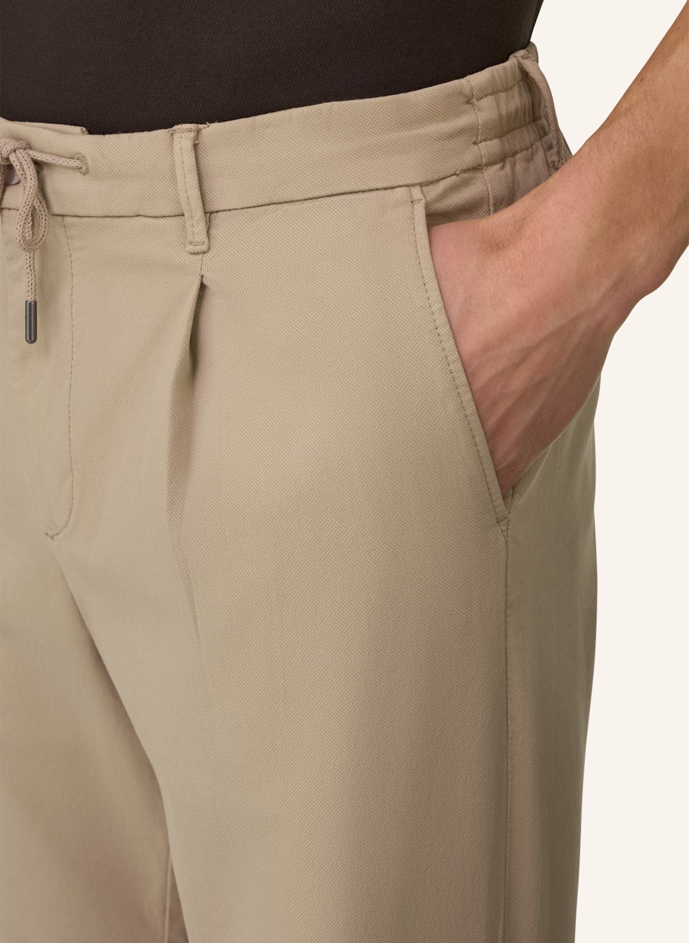 BOGGI MILANO Bermudahose: BRAUN