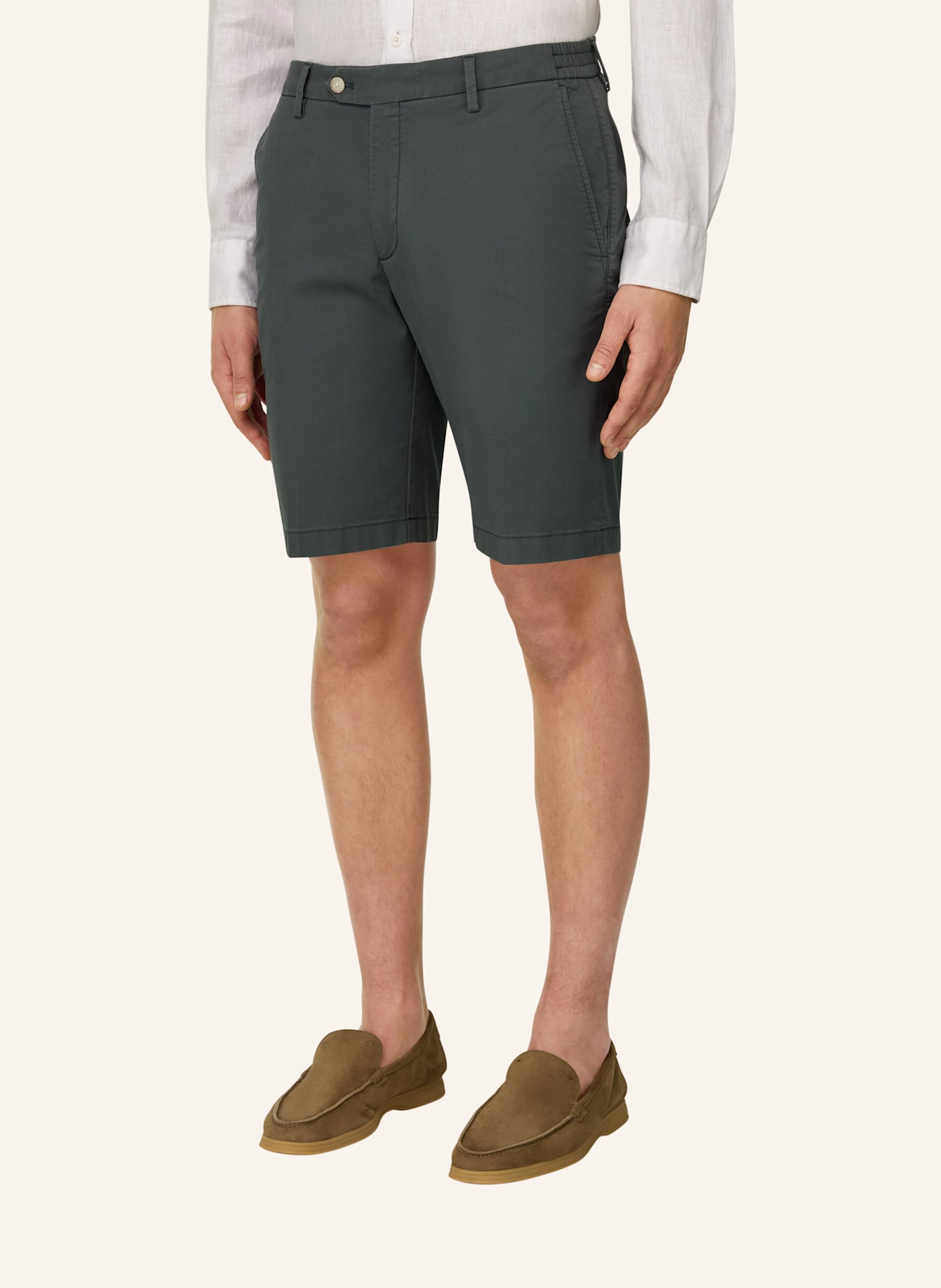 BOGGI MILANO Bermudahose: GRÜN