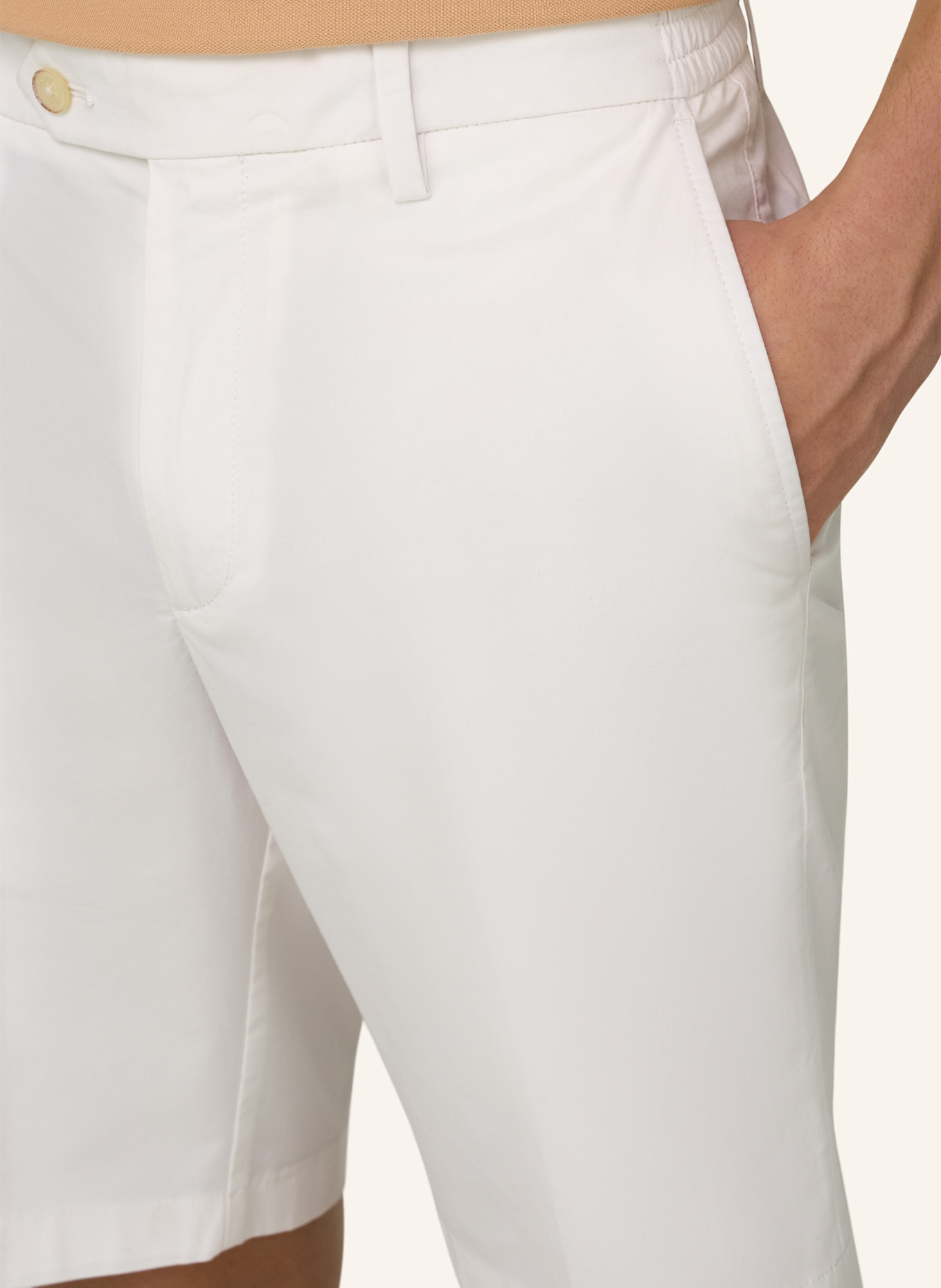 BOGGI MILANO Bermudahose: WEISS