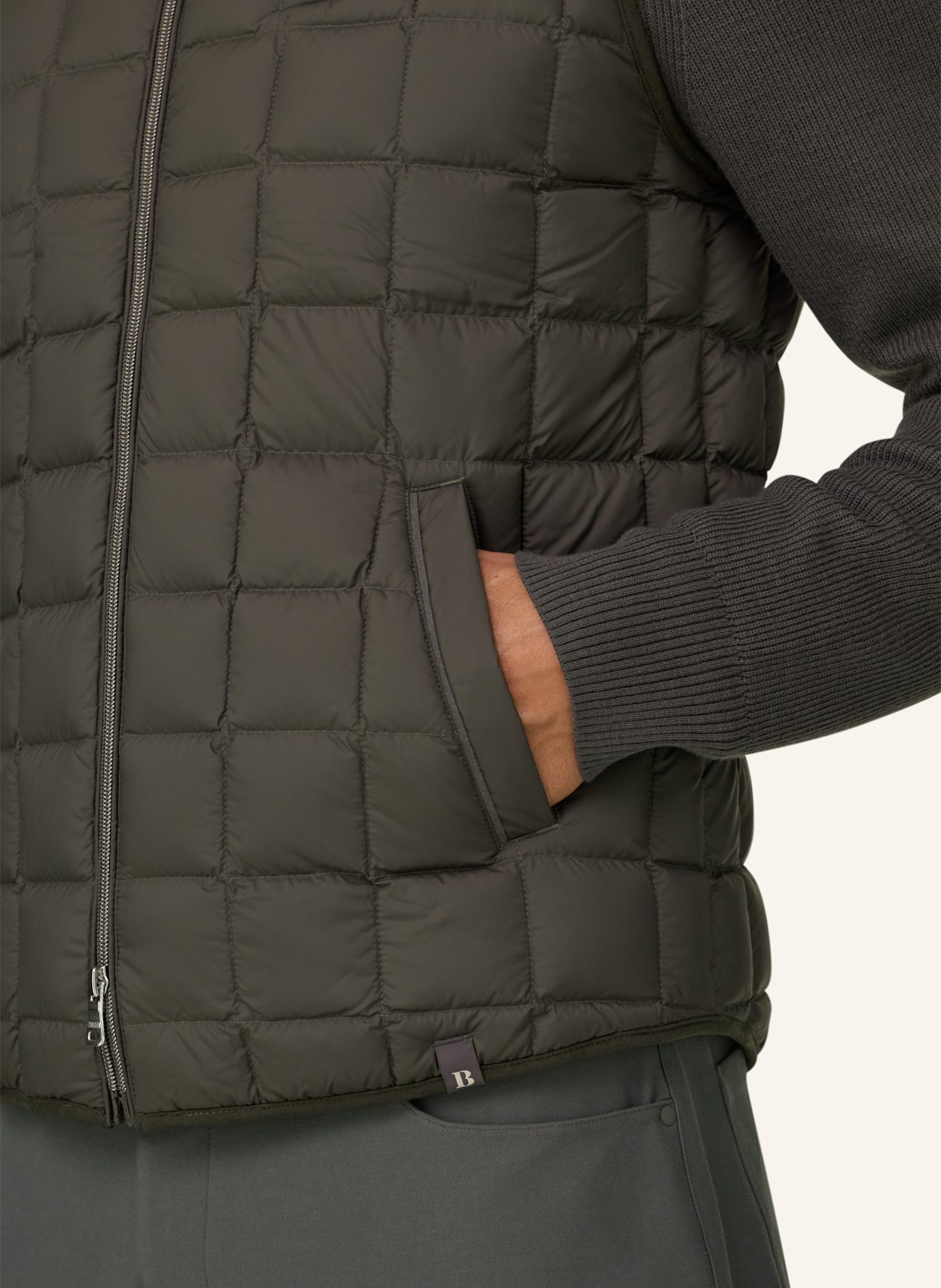 BOGGI MILANO Daunenweste aus Cashmere: GRÜN