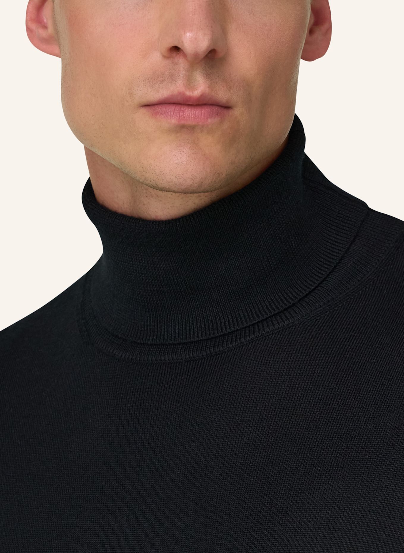 BOGGI MILANO Cashmere turtleneck sweater: BLACK