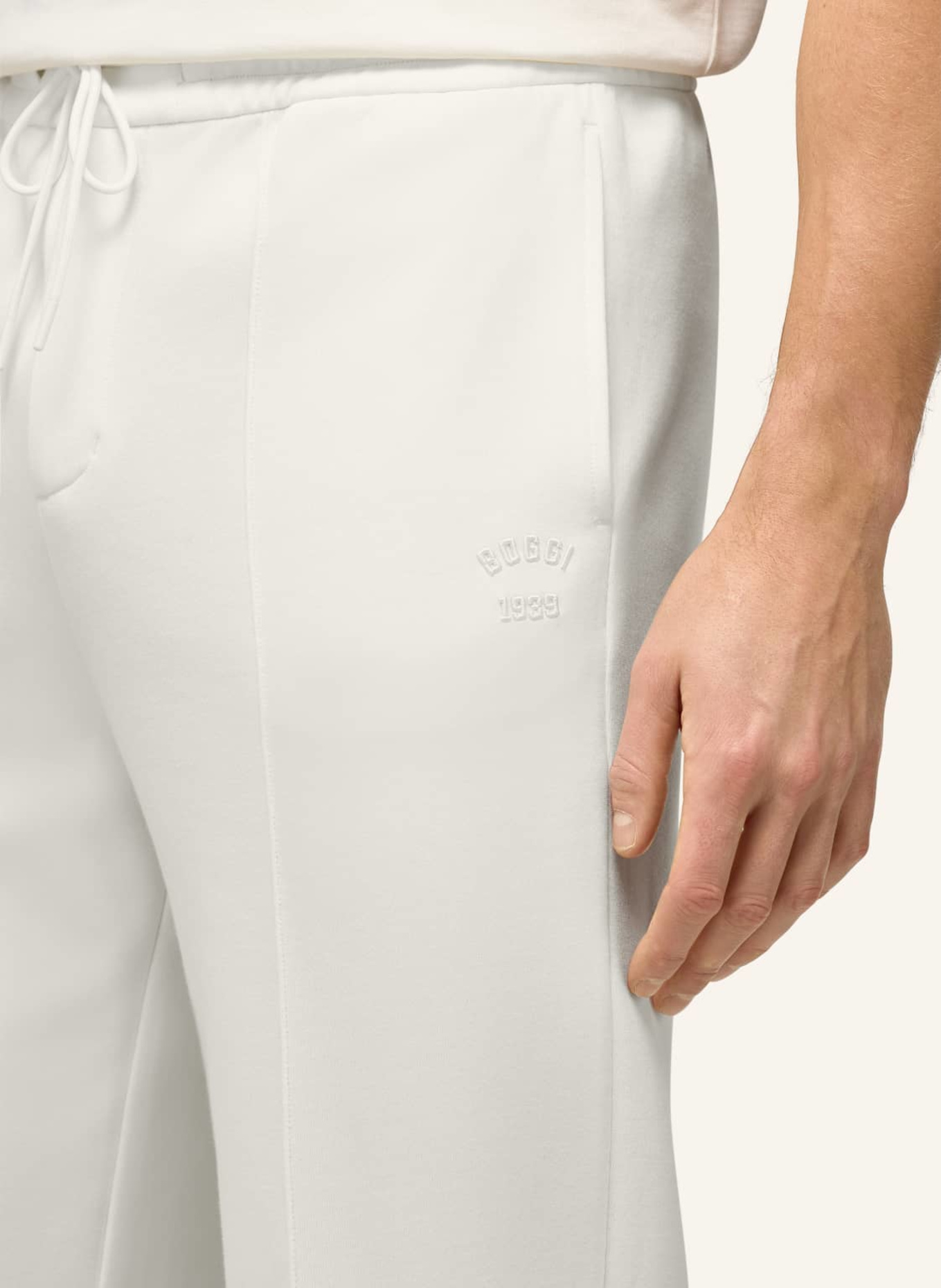 BOGGI MILANO Sweatpants: CREAM